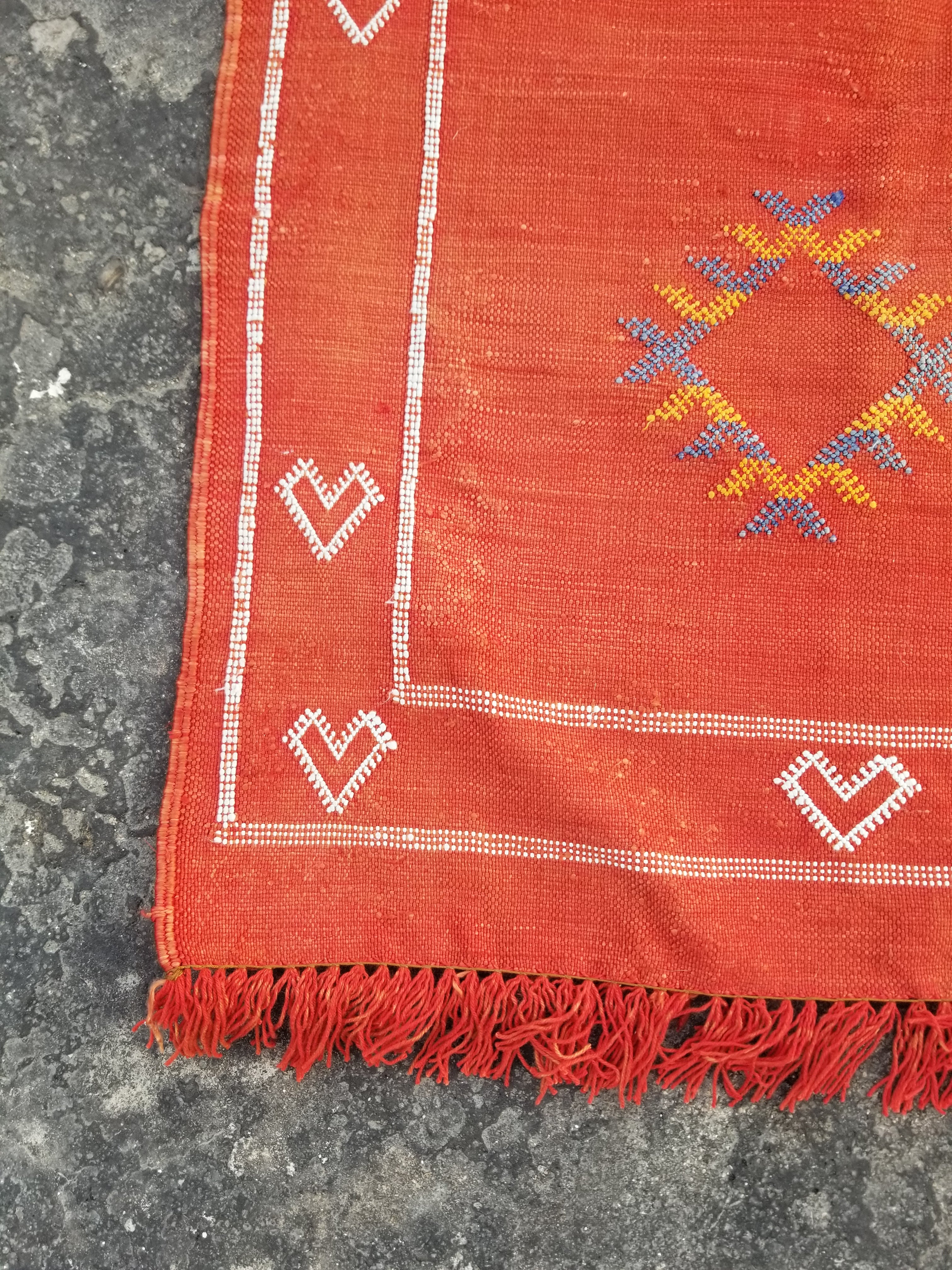 Vintage Traditional Handmade Moroccan Berber Wool Multicolor Kilim 137x134cm