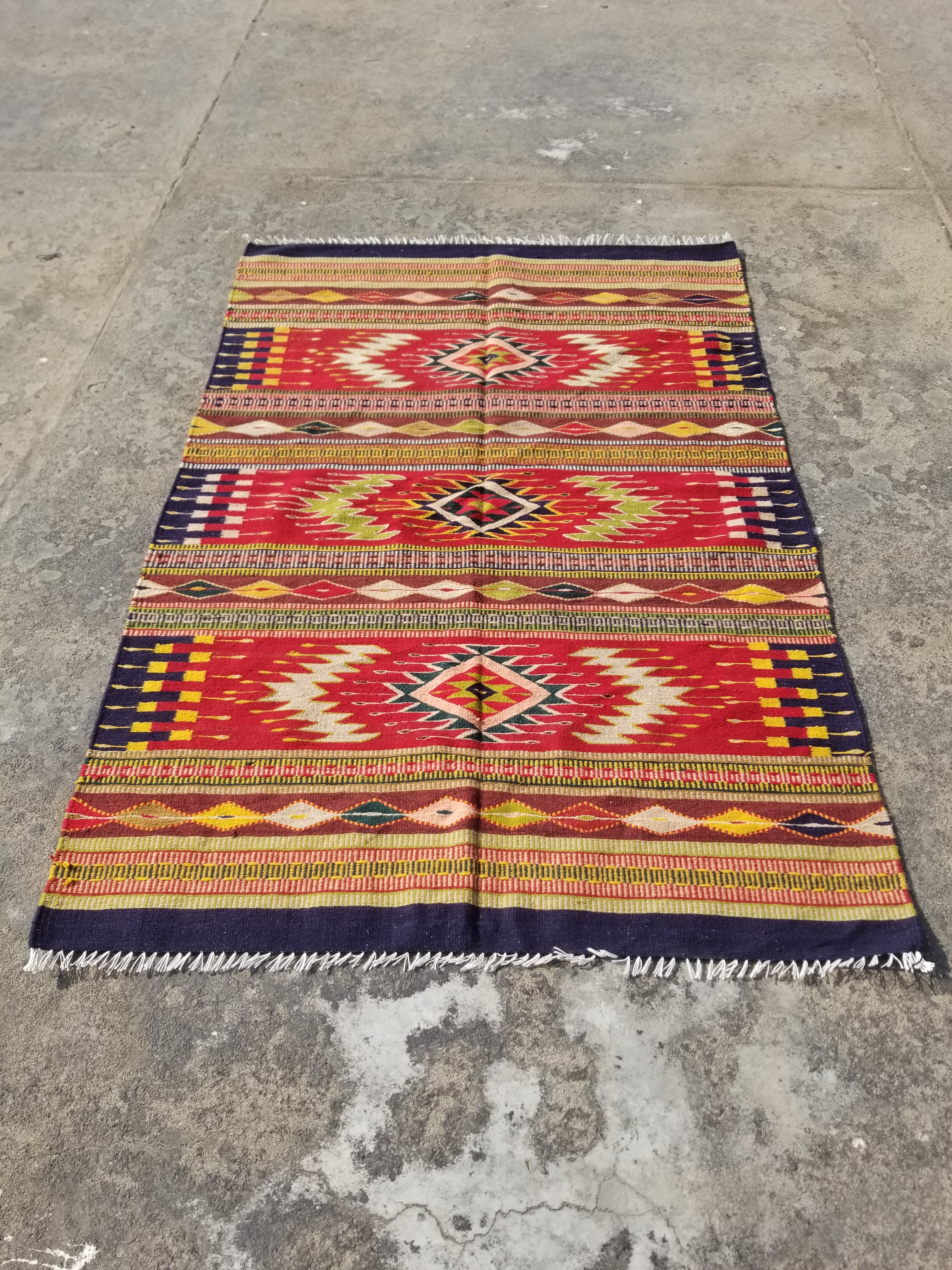 Vintage Traditional Handmade Mexican Wool Multicolor Kilim 193x124cm