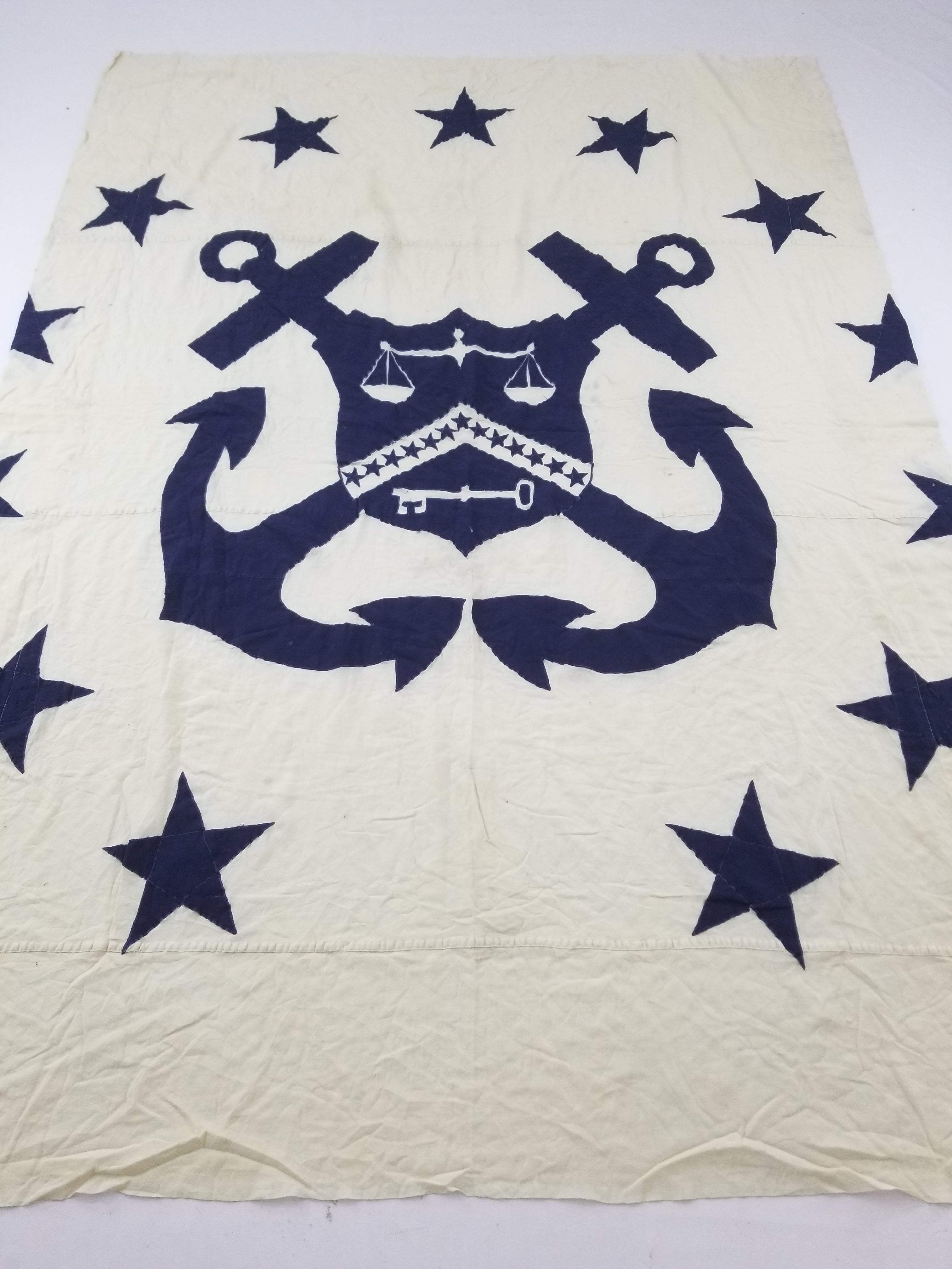 Vintage Appliqué Quilt with Nautical Coat of Arms – Navy & Cream 292x203cm
