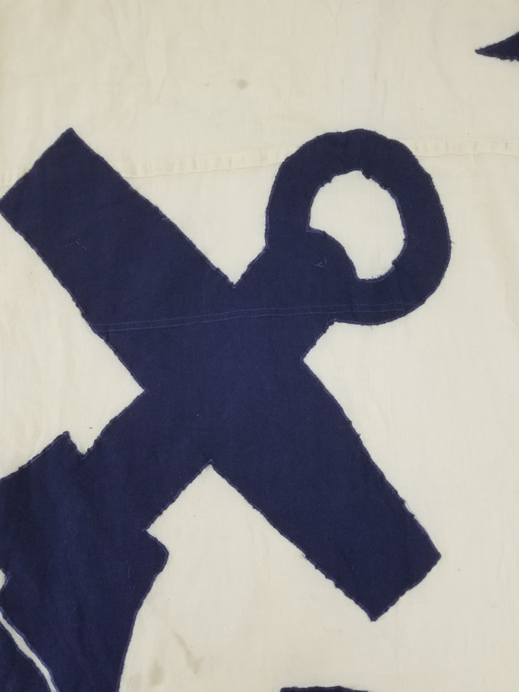 Vintage Appliqué Quilt with Nautical Coat of Arms – Navy & Cream 292x203cm