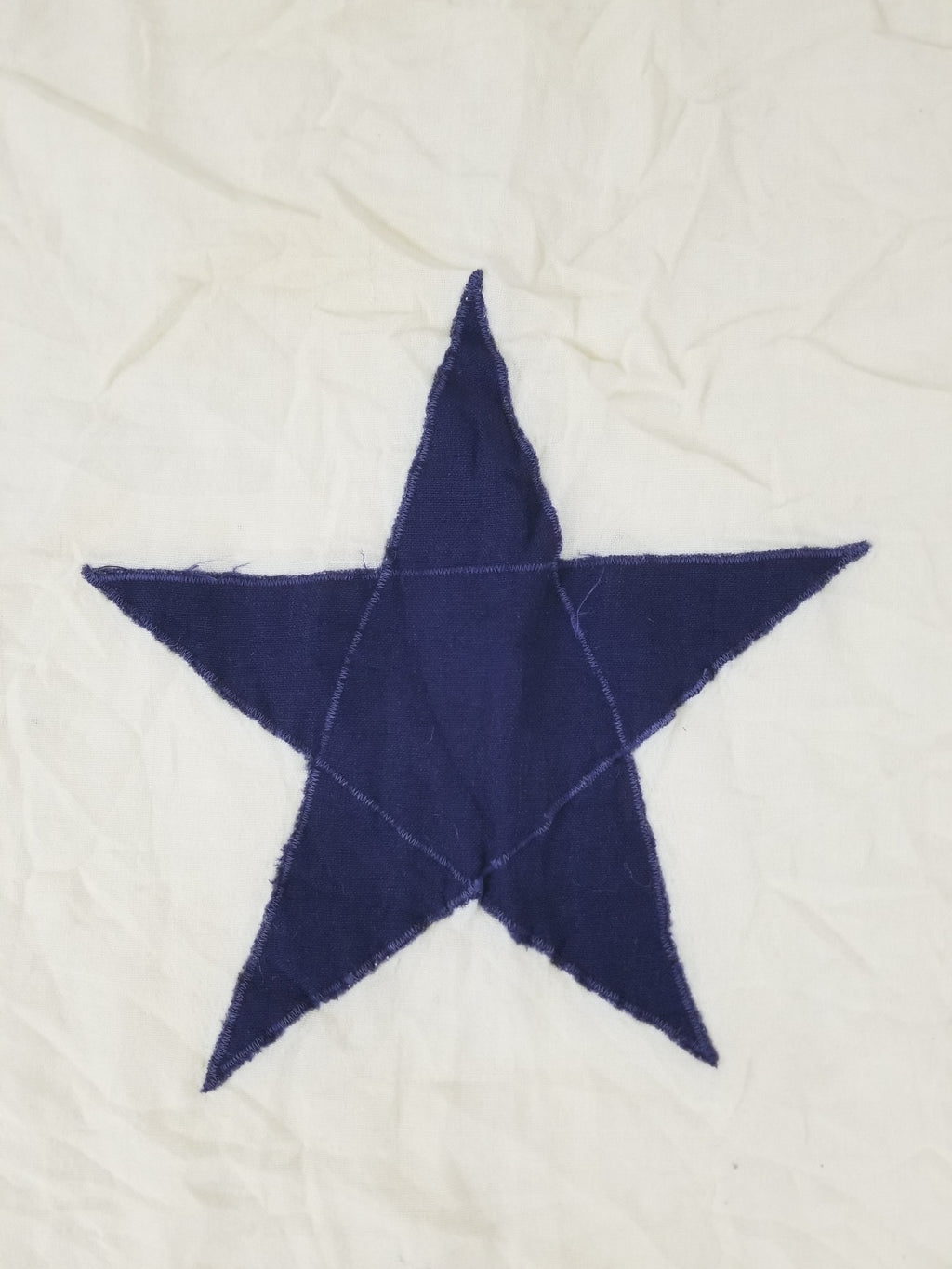 Vintage Appliqué Quilt with Nautical Coat of Arms – Navy & Cream 292x203cm