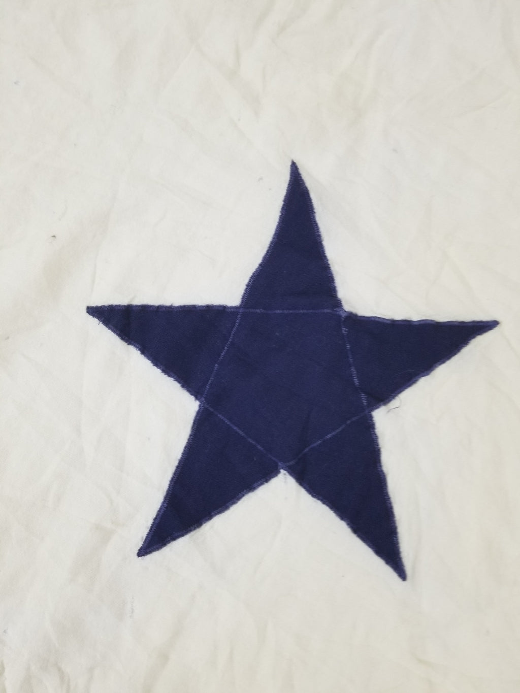 Vintage Appliqué Quilt with Nautical Coat of Arms – Navy & Cream 292x203cm