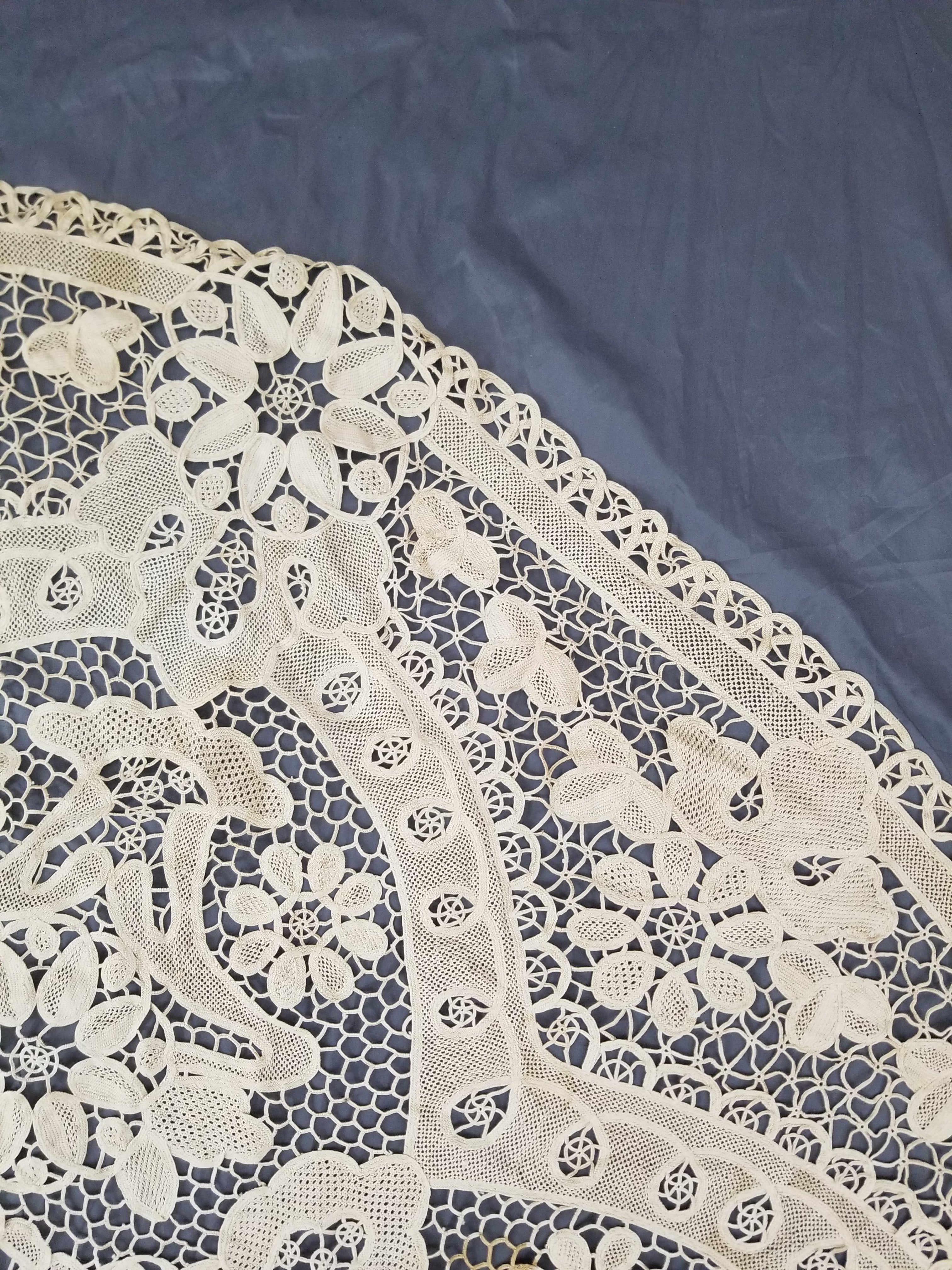 Vintage Italian Point De Venice Needle Lace Banquet Tablecloth 196x162c