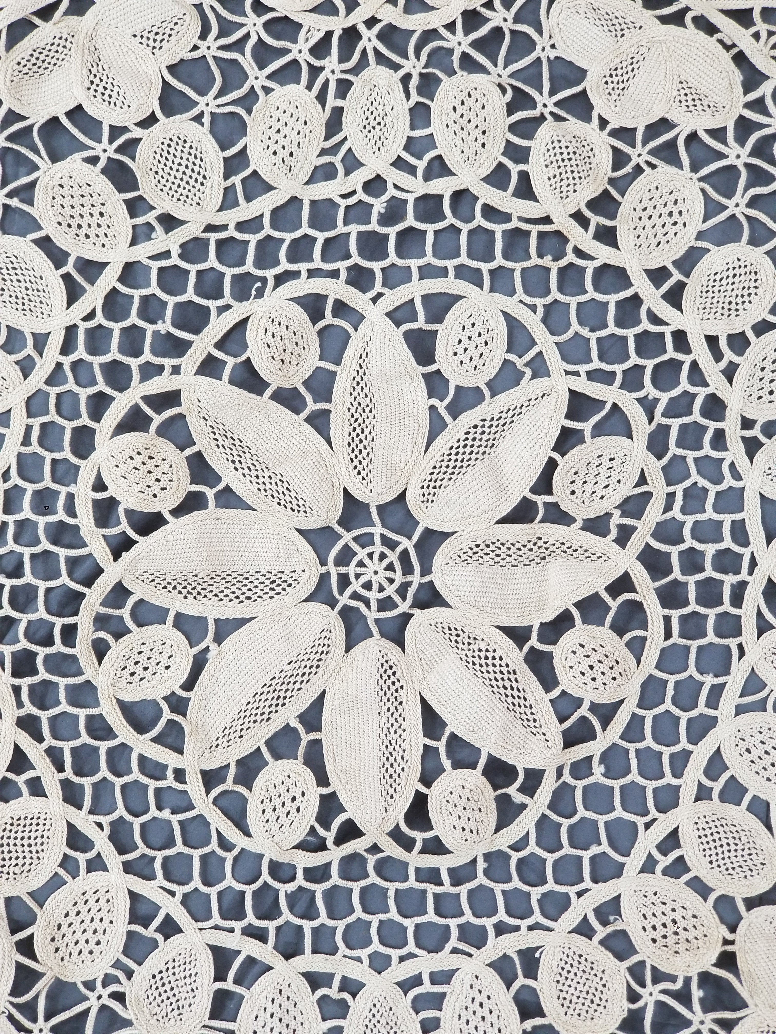 Vintage Italian Point De Venice Needle Lace Banquet Tablecloth 196x162c