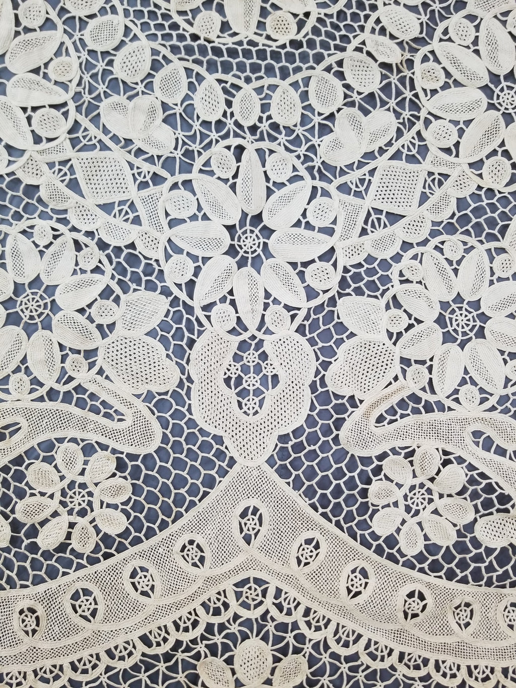 Vintage Italian Point De Venice Needle Lace Banquet Tablecloth 196x162c