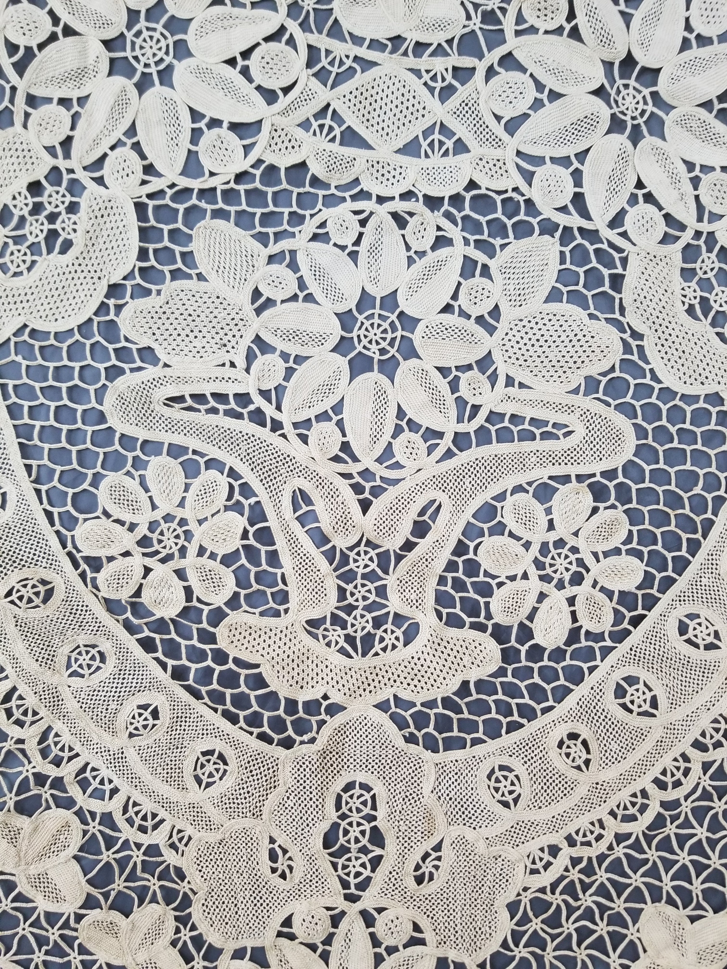 Vintage Italian Point De Venice Needle Lace Banquet Tablecloth 196x162c