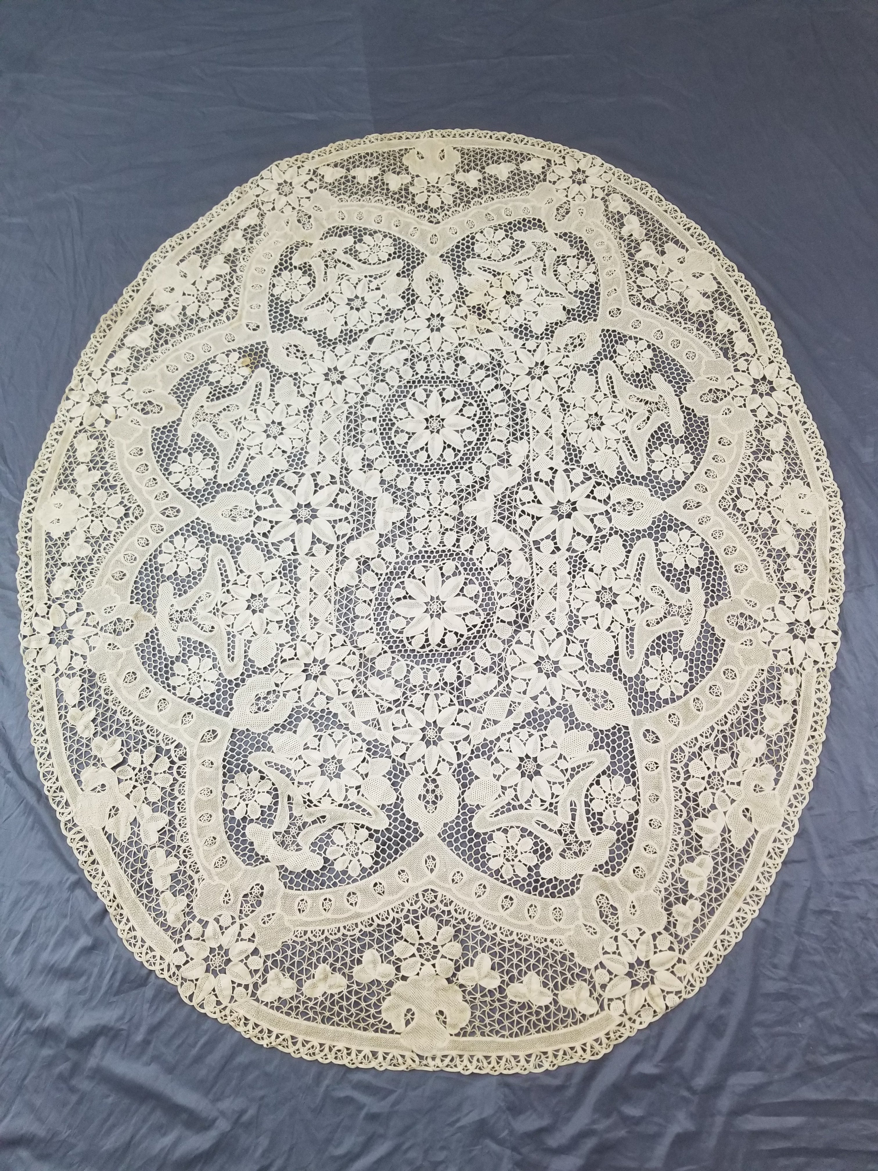 Vintage Italian Point De Venice Needle Lace Banquet Tablecloth 196x162c