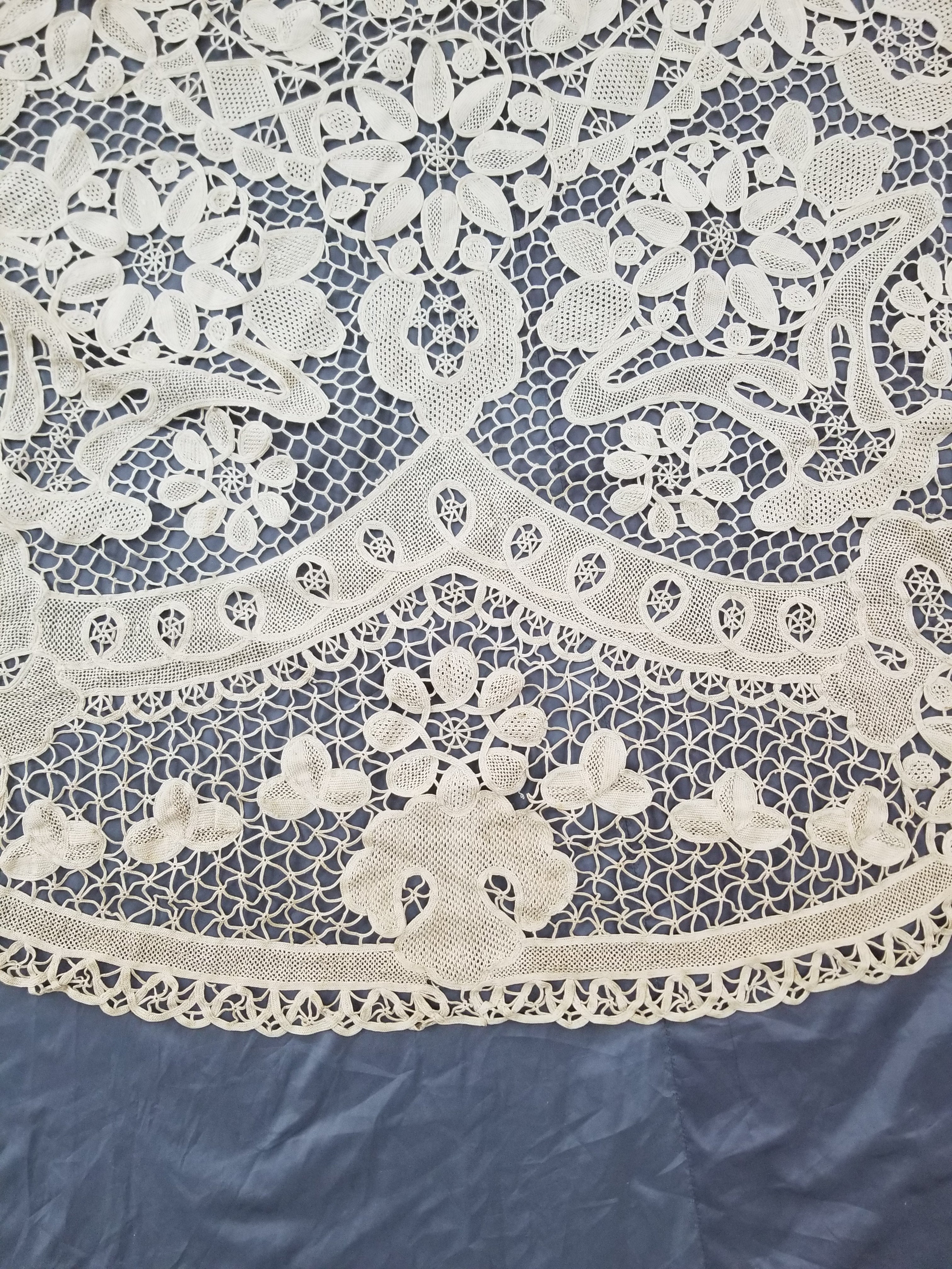 Vintage Italian Point De Venice Needle Lace Banquet Tablecloth 196x162c