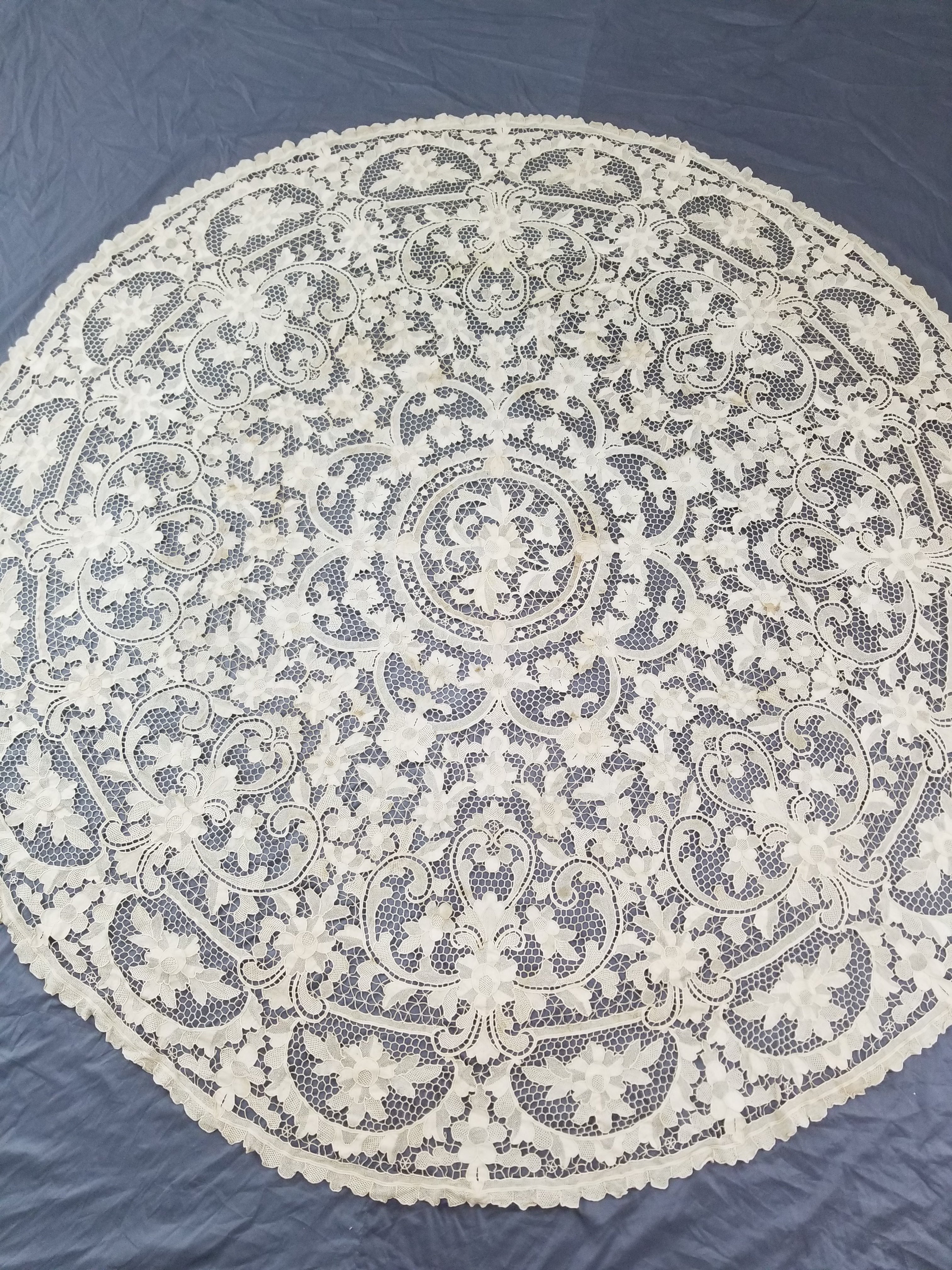 Vintage Italian Point De Venice Needle Lace Banquet Tablecloth 203x193cm