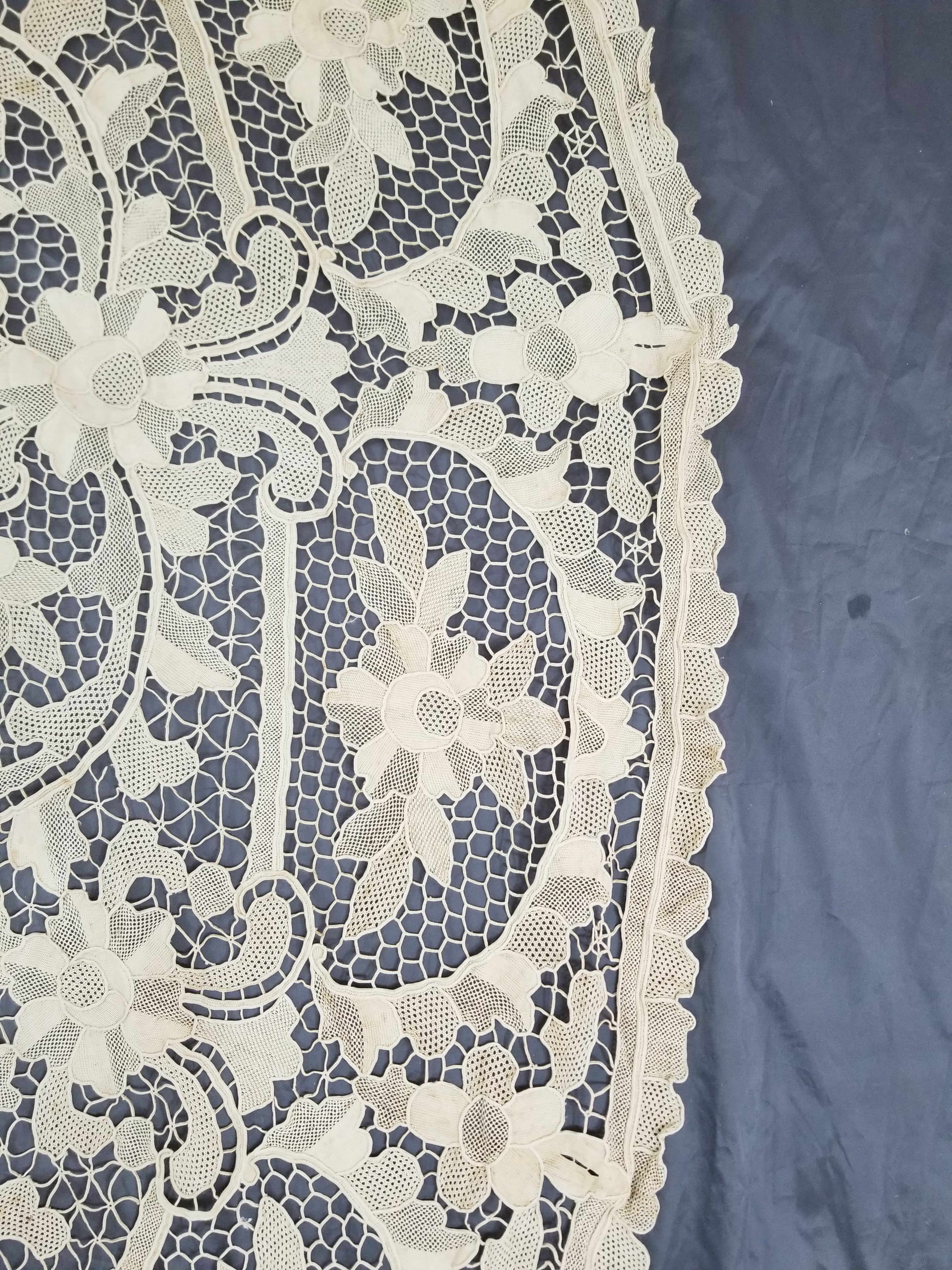 Vintage Italian Point De Venice Needle Lace Banquet Tablecloth 203x193cm