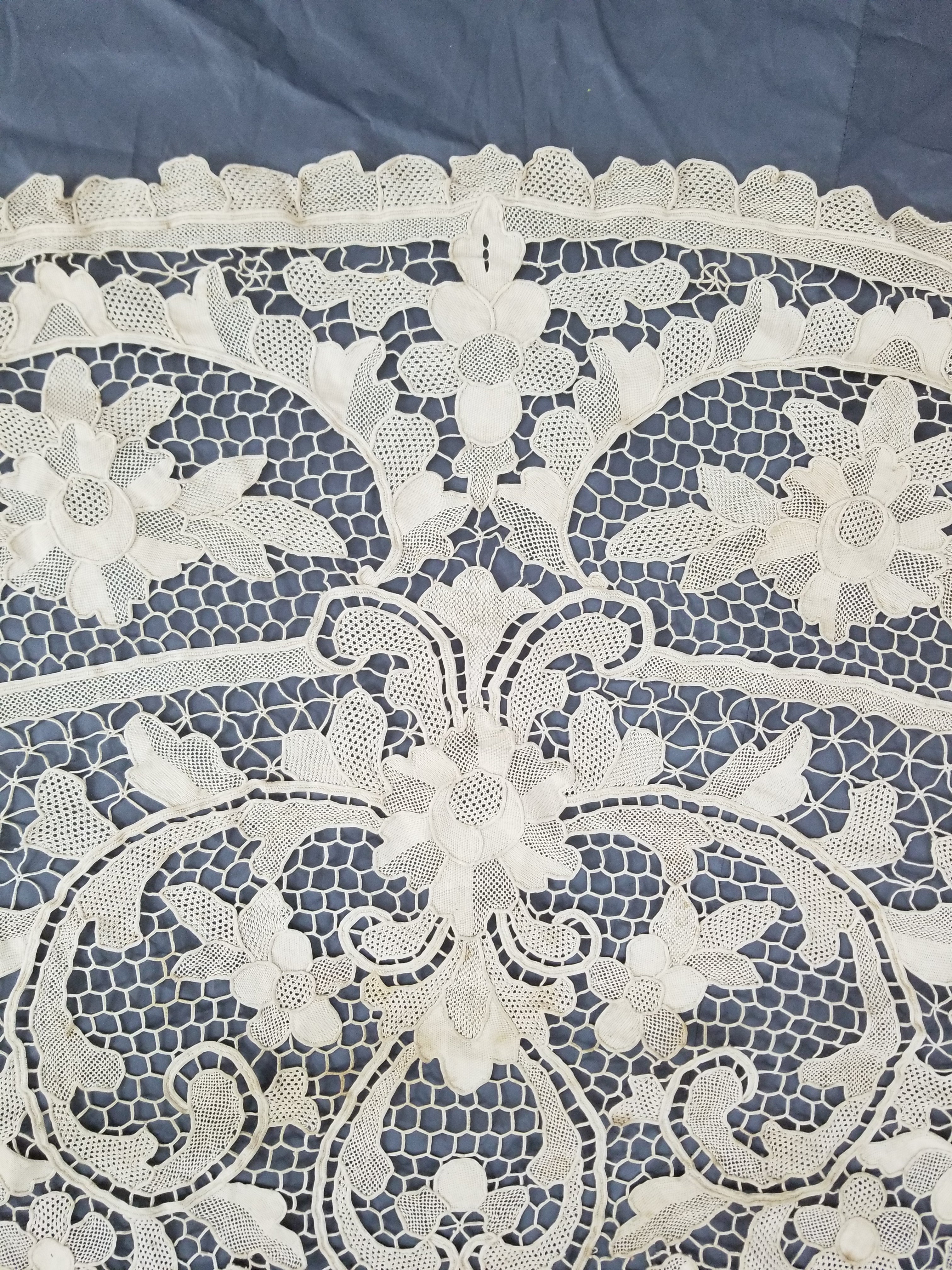Vintage Italian Point De Venice Needle Lace Banquet Tablecloth 203x193cm
