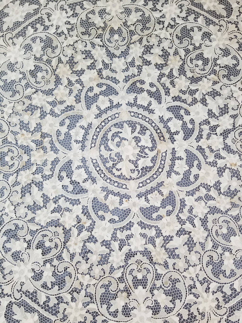 Vintage Italian Point De Venice Needle Lace Banquet Tablecloth 203x193cm