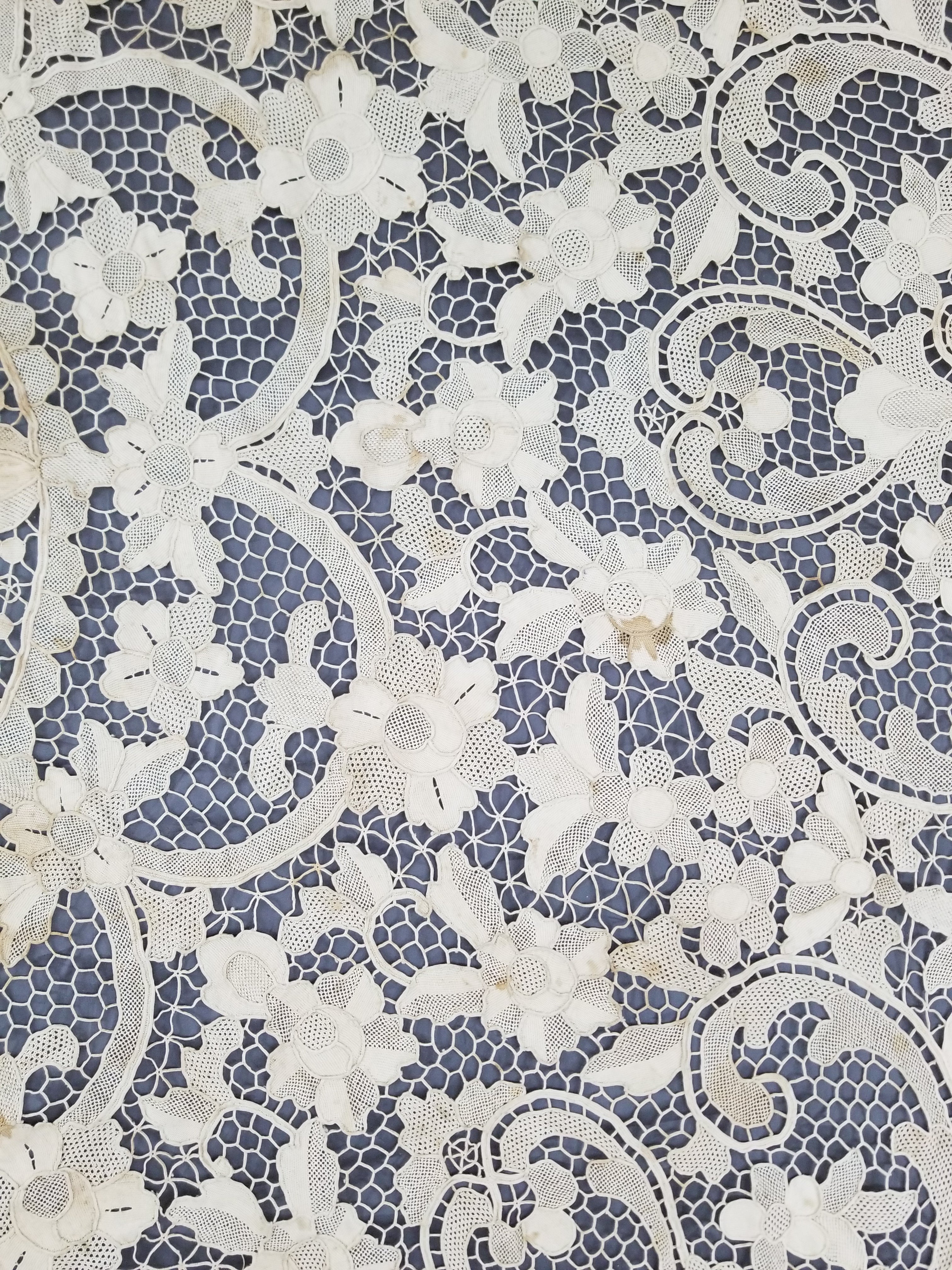 Vintage Italian Point De Venice Needle Lace Banquet Tablecloth 203x193cm