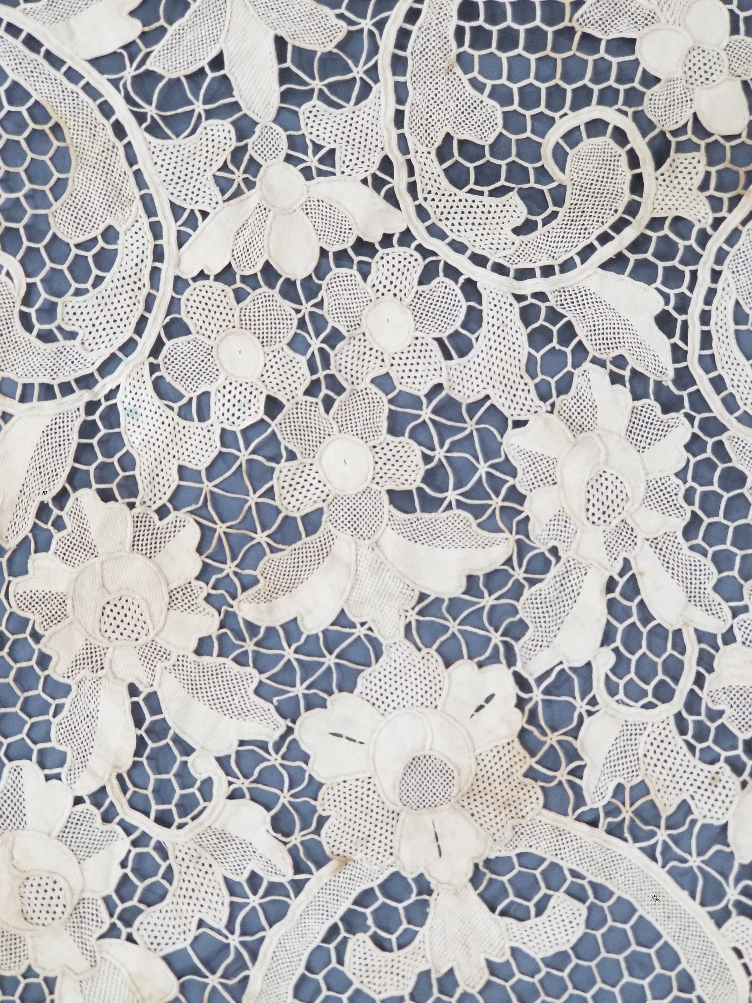 Vintage Italian Point De Venice Needle Lace Banquet Tablecloth 203x193cm
