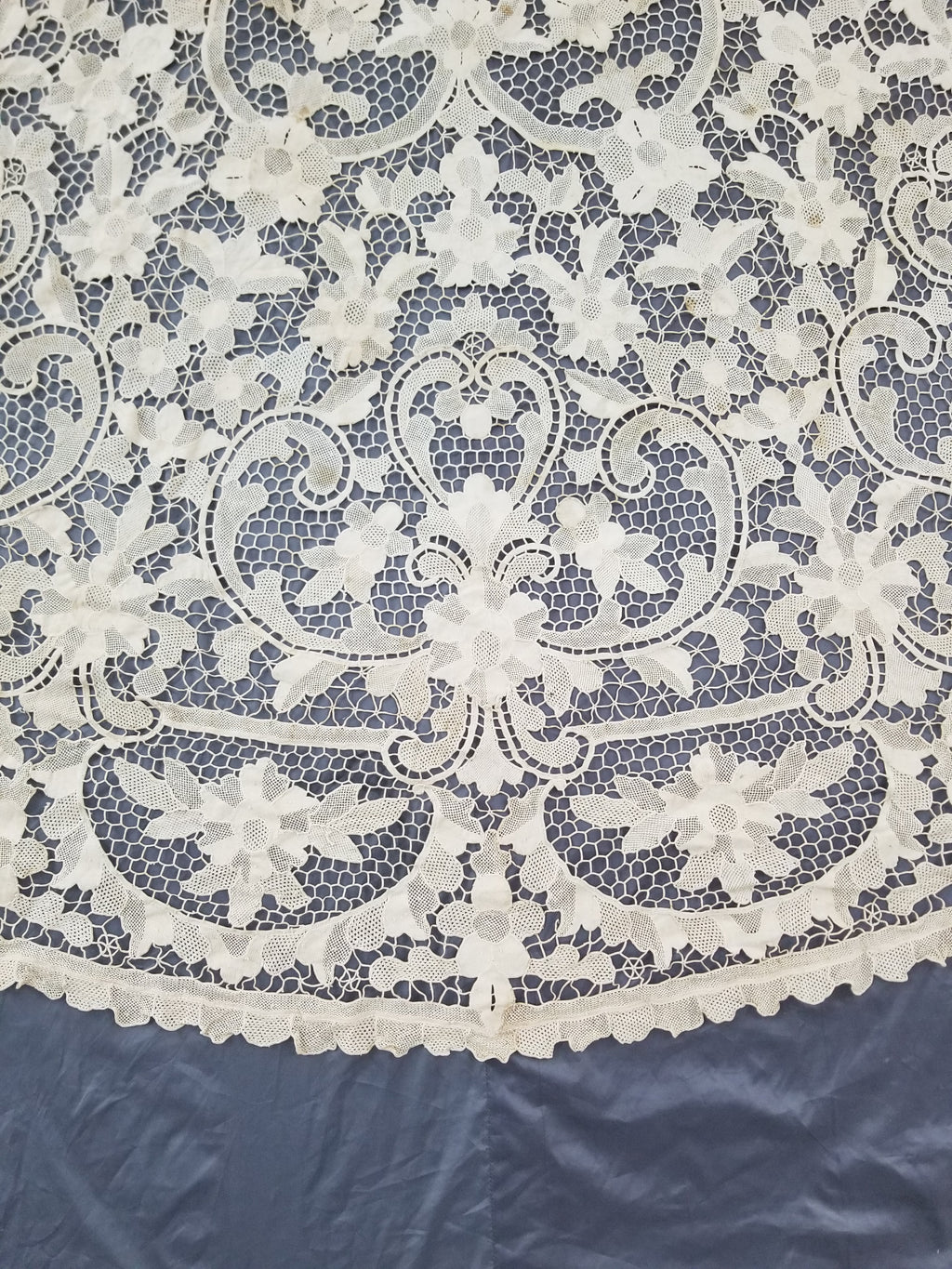 Vintage Italian Point De Venice Needle Lace Banquet Tablecloth 203x193cm