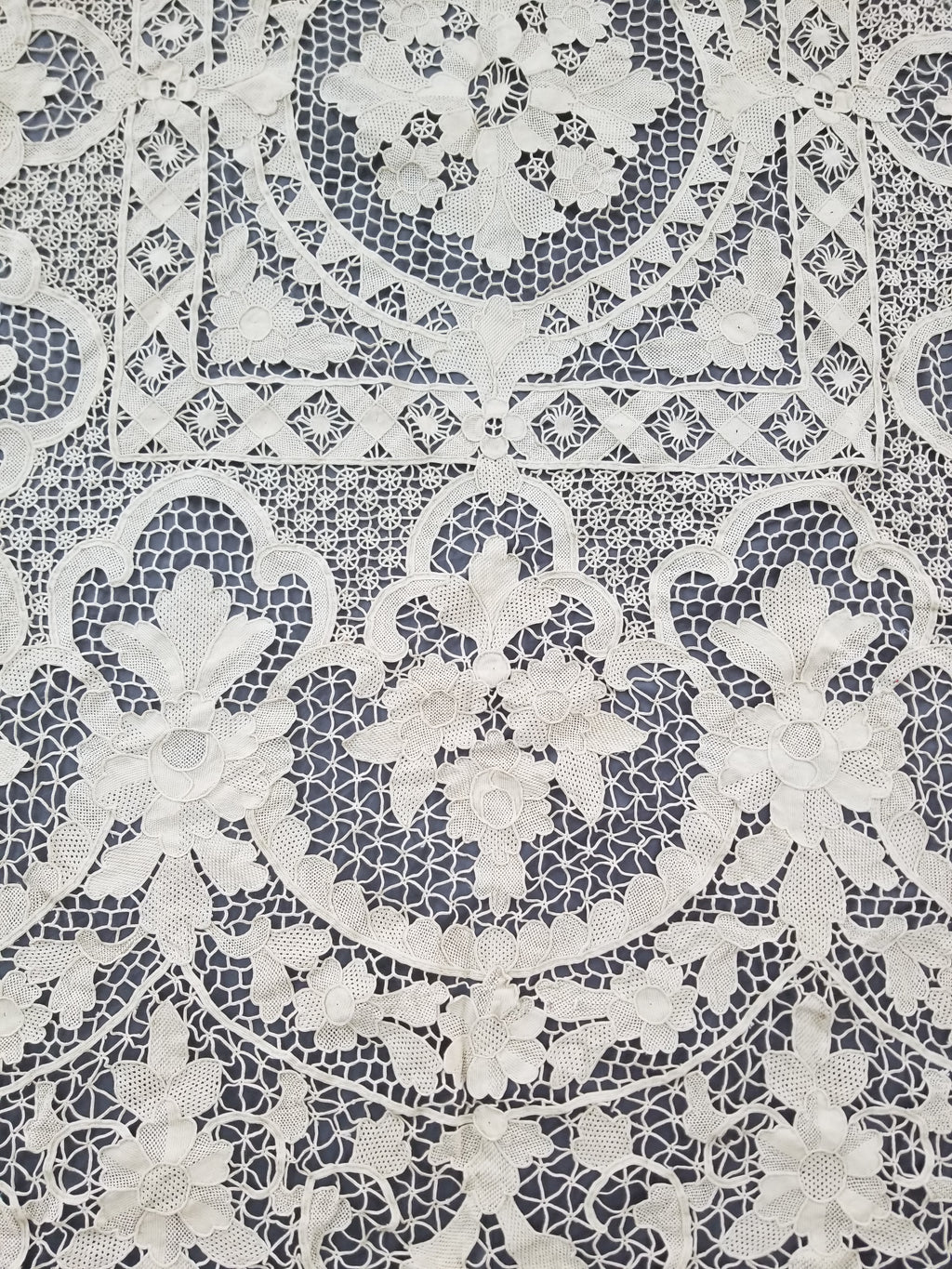 Vintage Italian Point De Venice Needle Lace Banquet Tablecloth 245x160cm