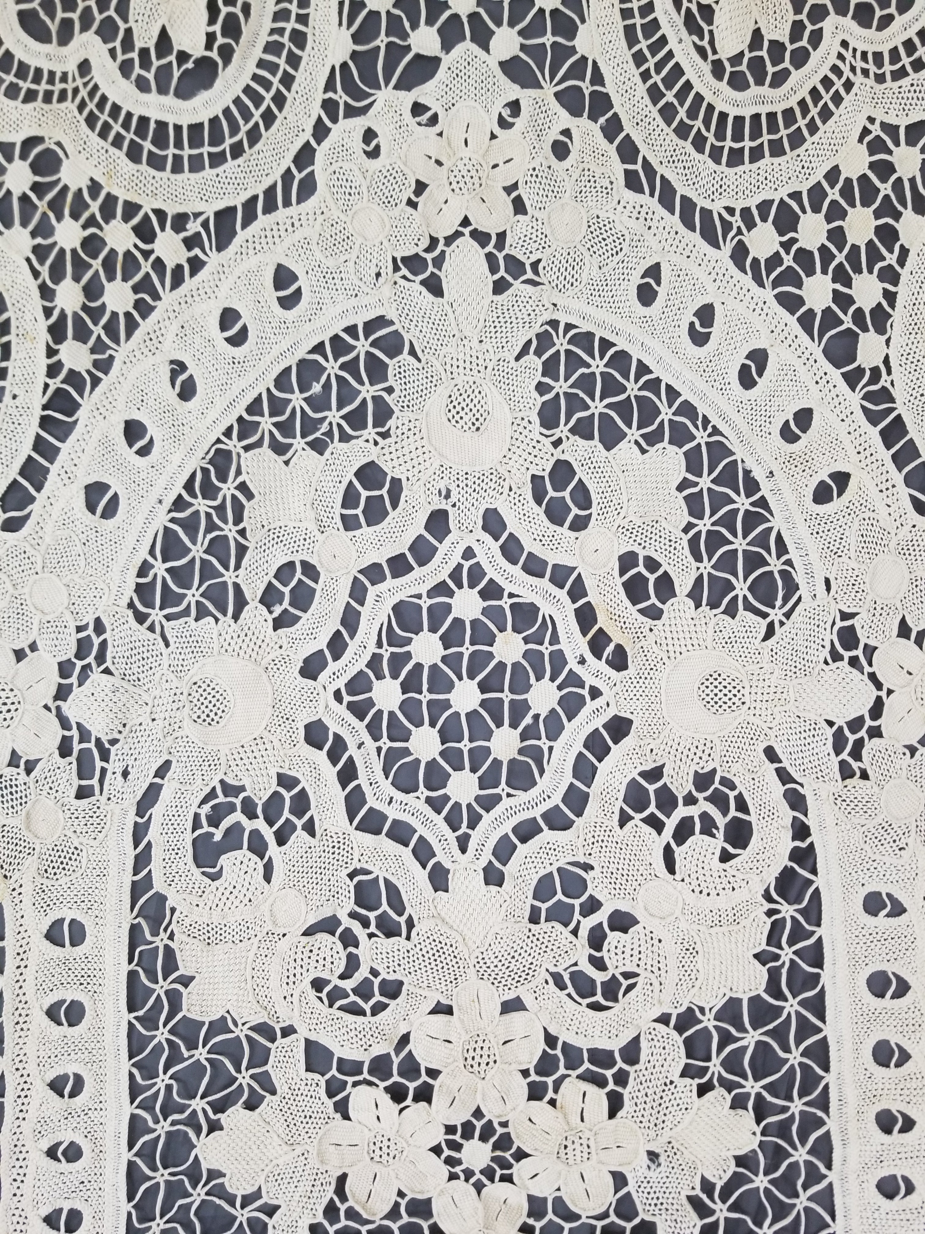 Vintage Italian Point De Venice Needle Lace Tablecloth 245x150cm