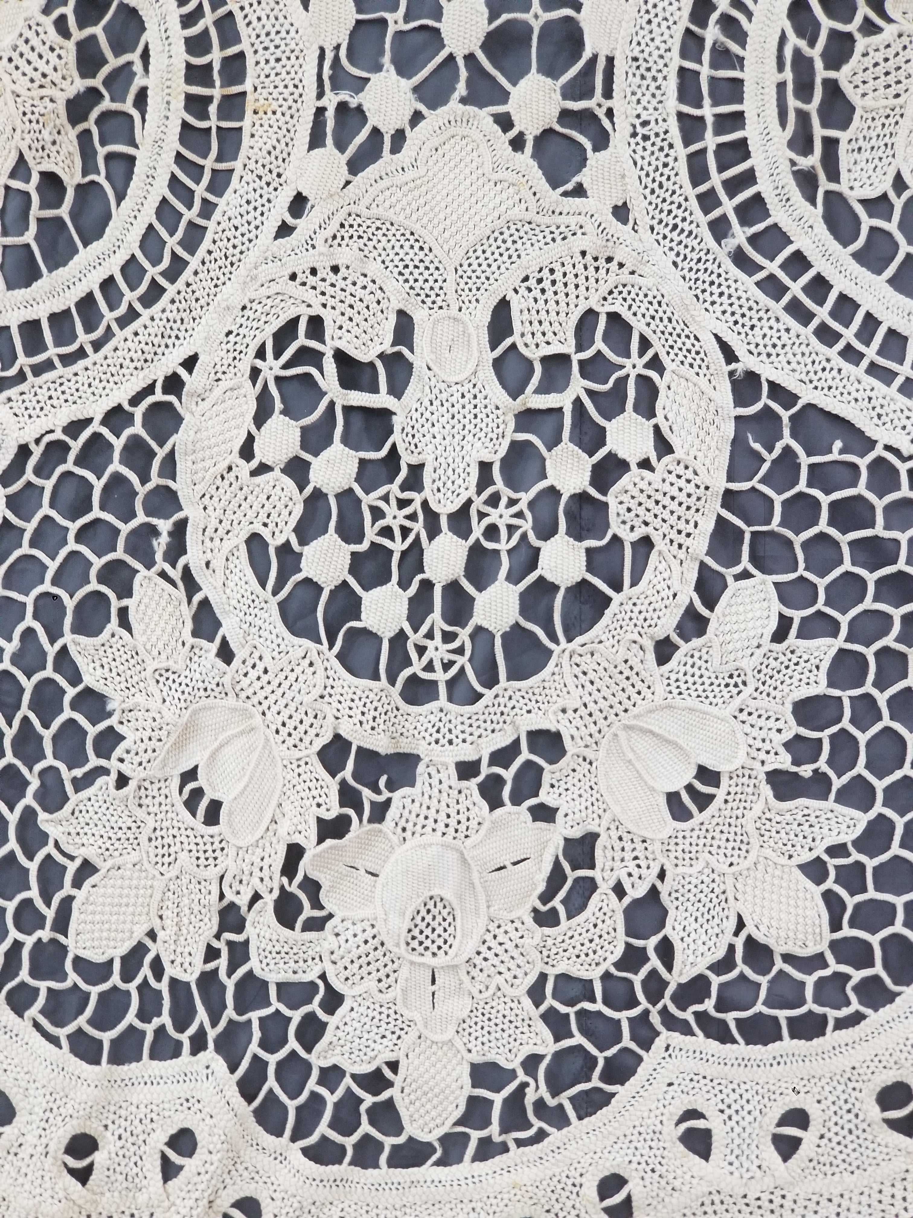 Vintage Italian Point De Venice Needle Lace Tablecloth 245x150cm