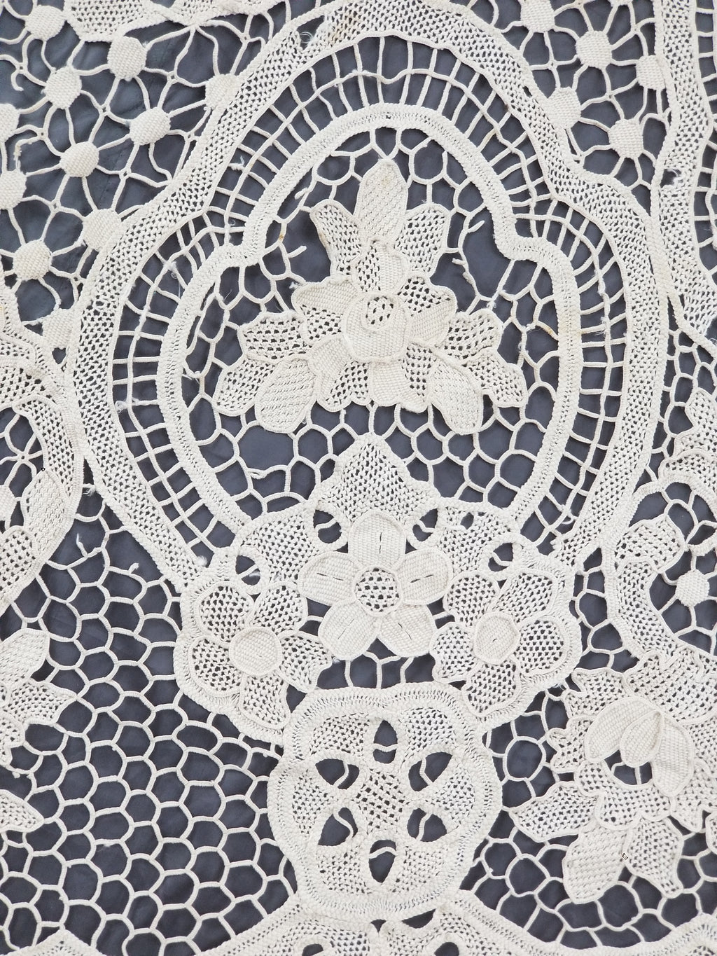 Vintage Italian Point De Venice Needle Lace Tablecloth 245x150cm
