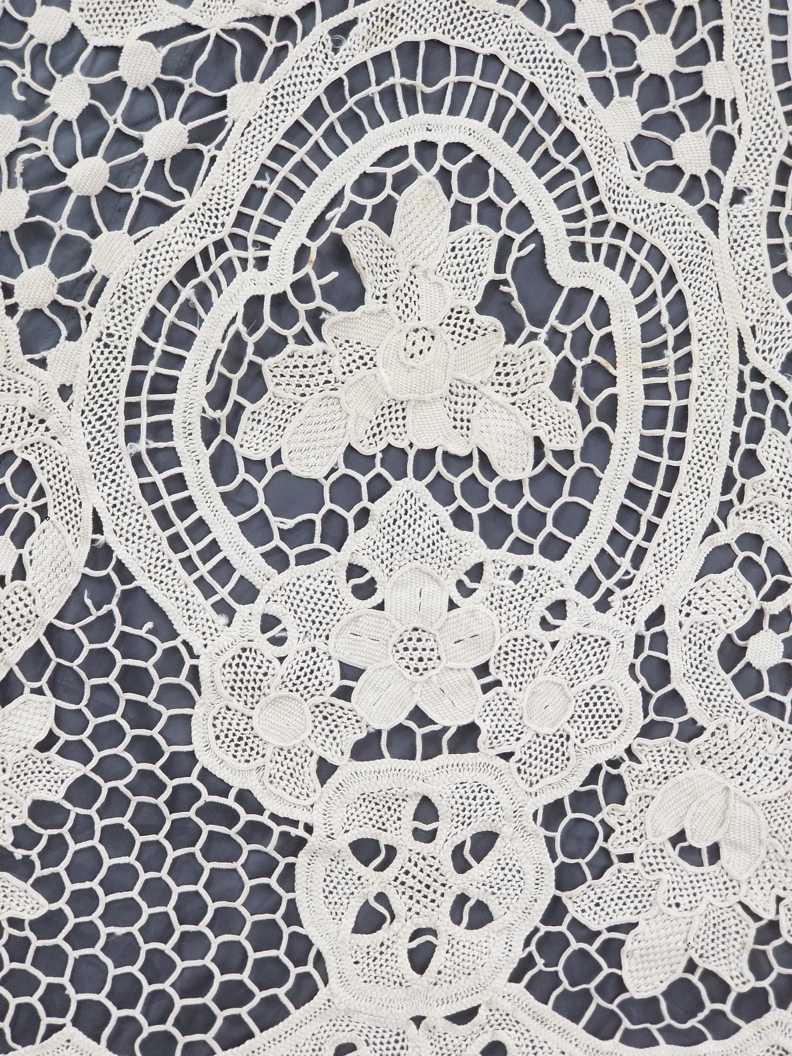 Vintage Italian Point De Venice Needle Lace Tablecloth 245x150cm
