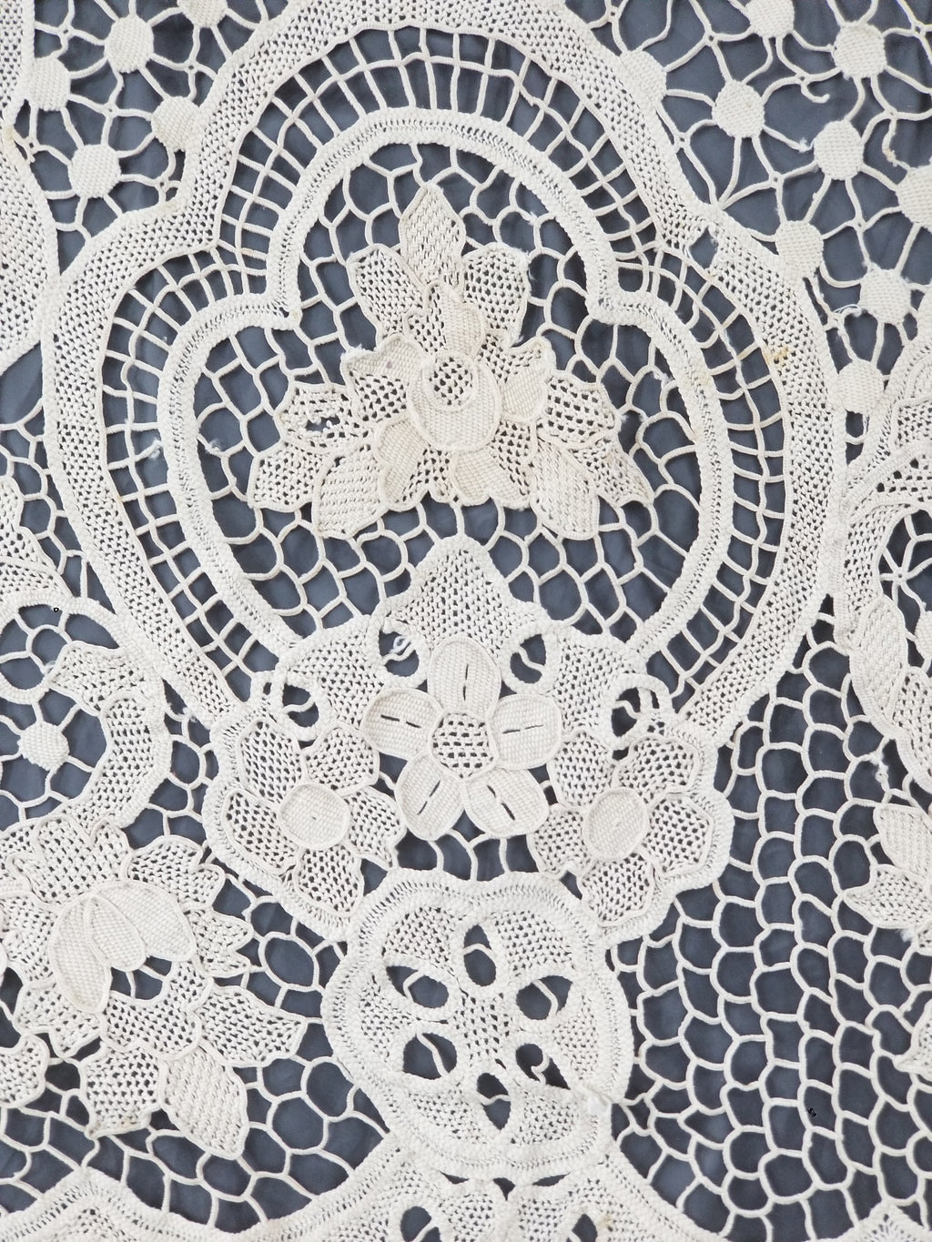 Vintage Italian Point De Venice Needle Lace Tablecloth 245x150cm