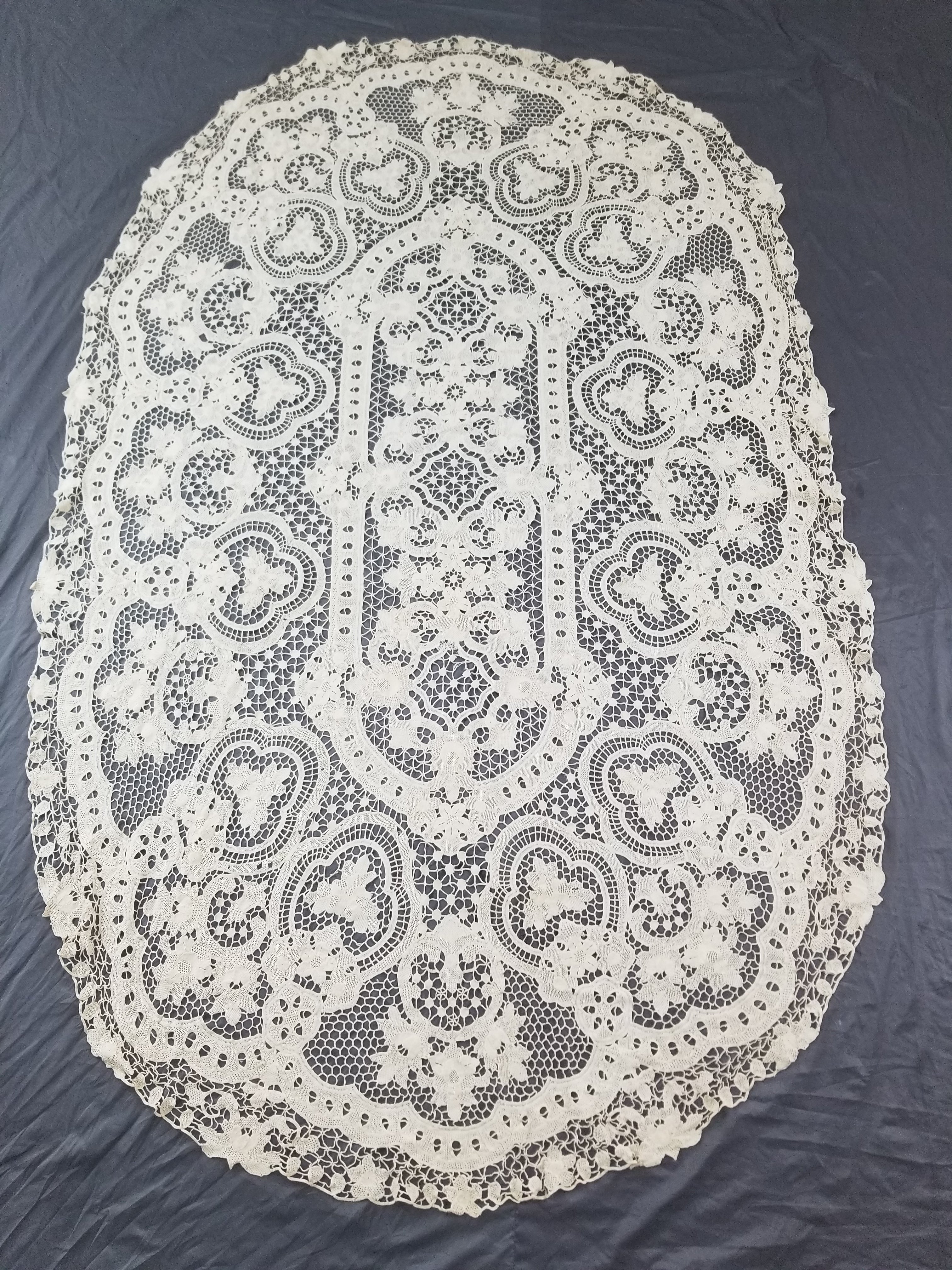 Vintage Italian Point De Venice Needle Lace Tablecloth 245x150cm