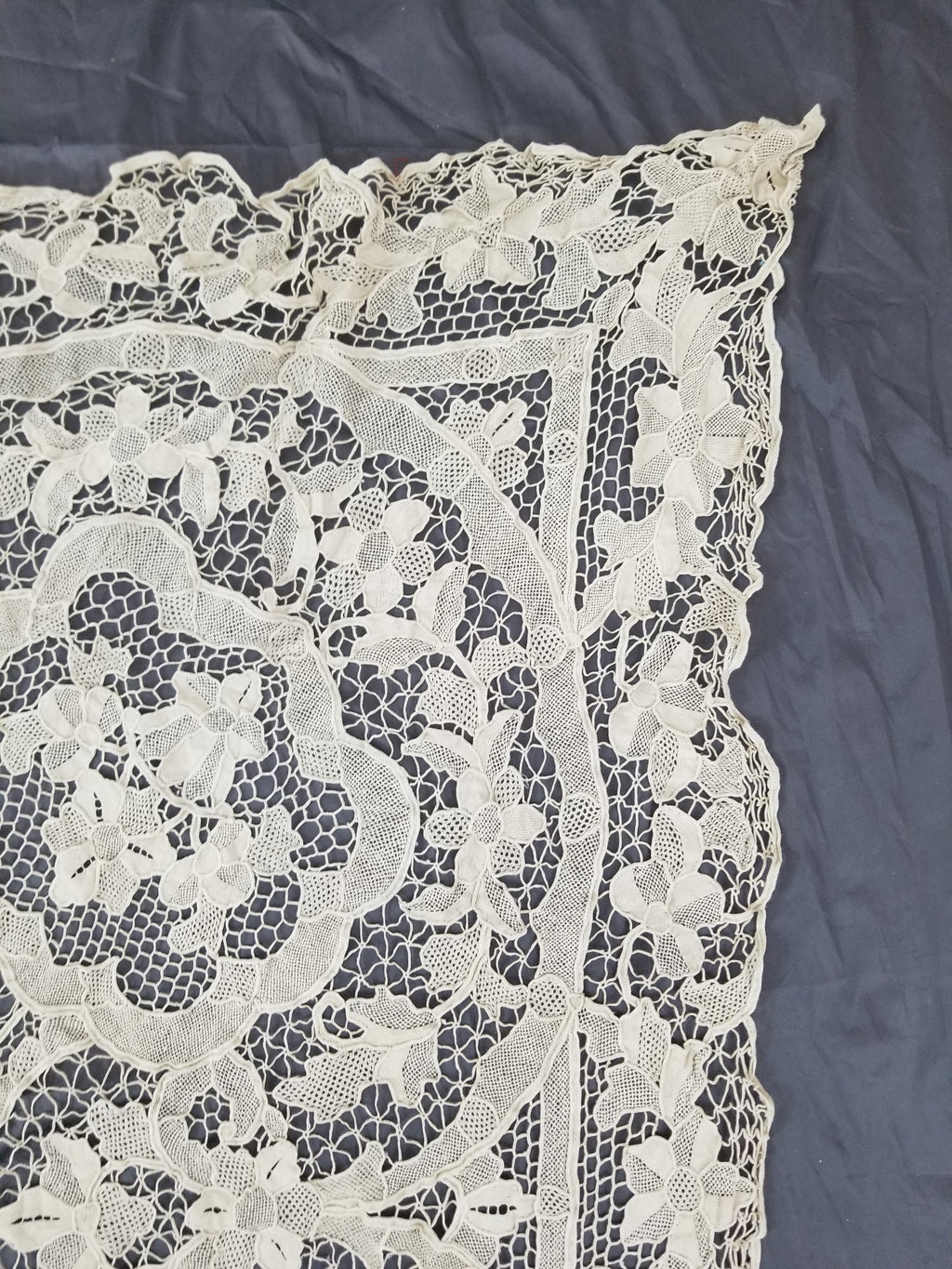 Vintage Italian Point De Venice Needle Lace Tablecloth 240x150cm