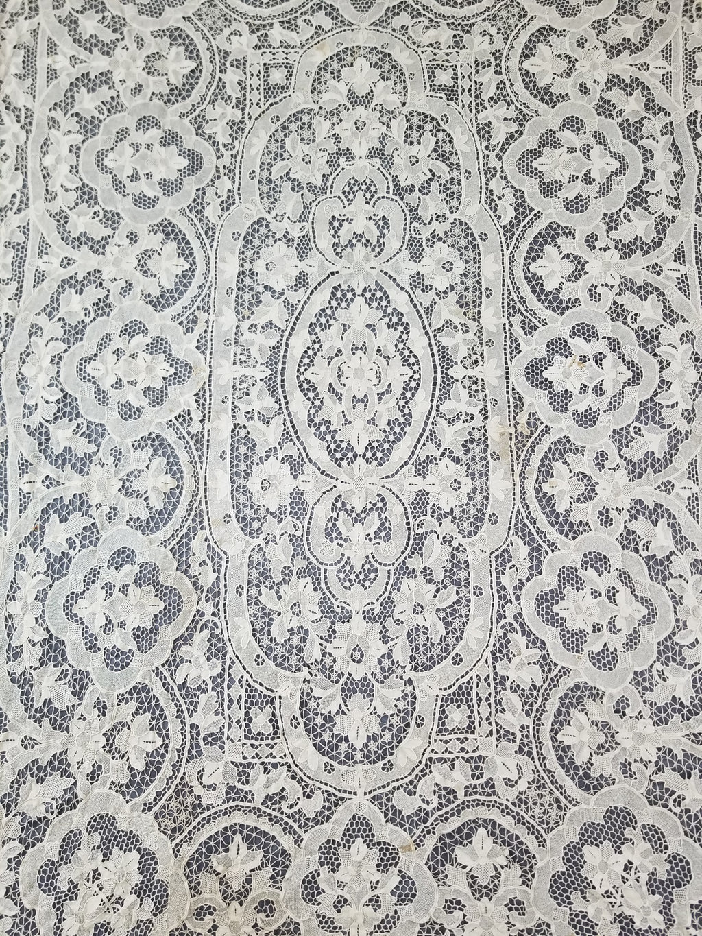 Vintage Italian Point De Venice Needle Lace Tablecloth 240x150cm