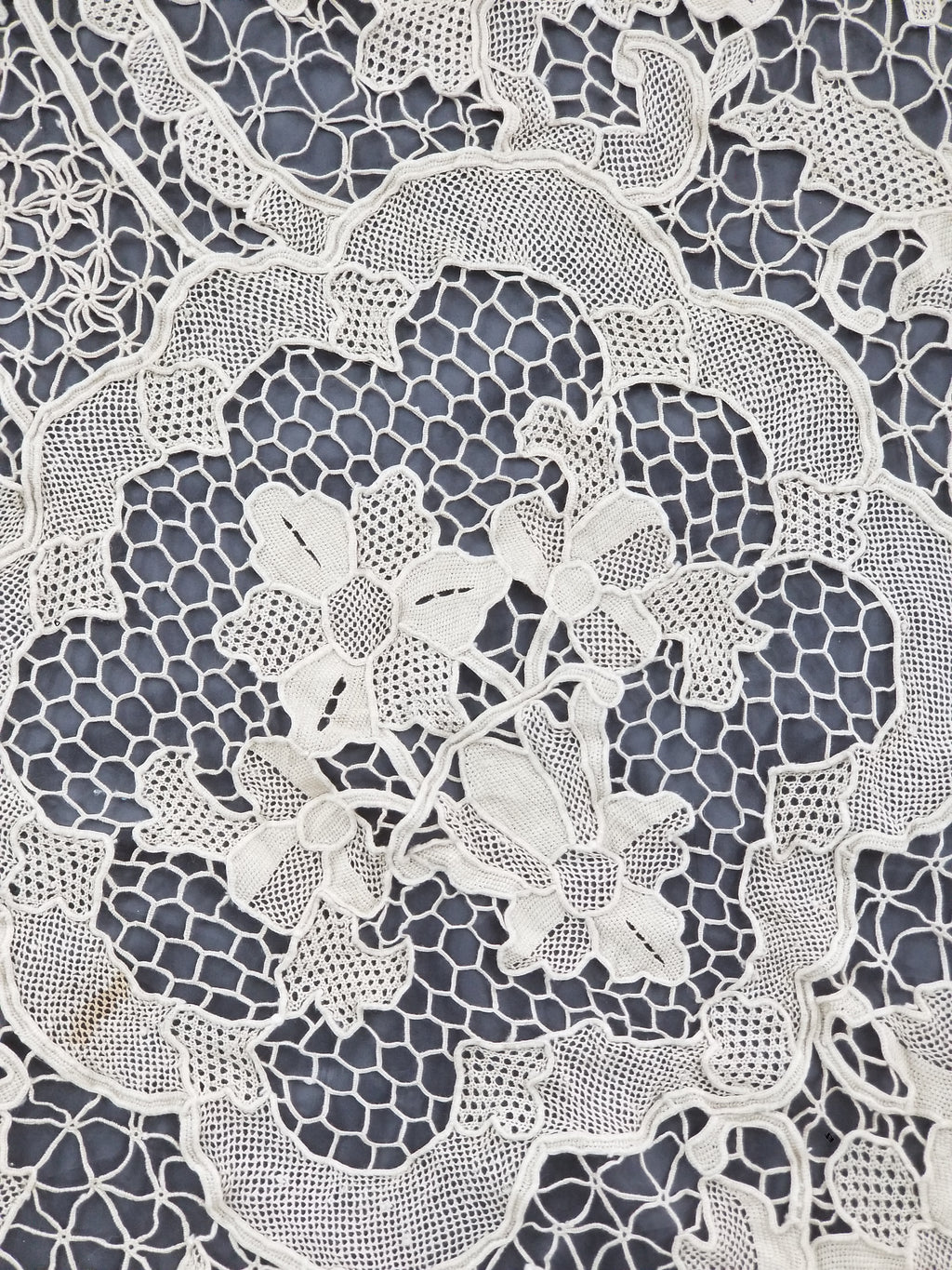 Vintage Italian Point De Venice Needle Lace Tablecloth 240x150cm