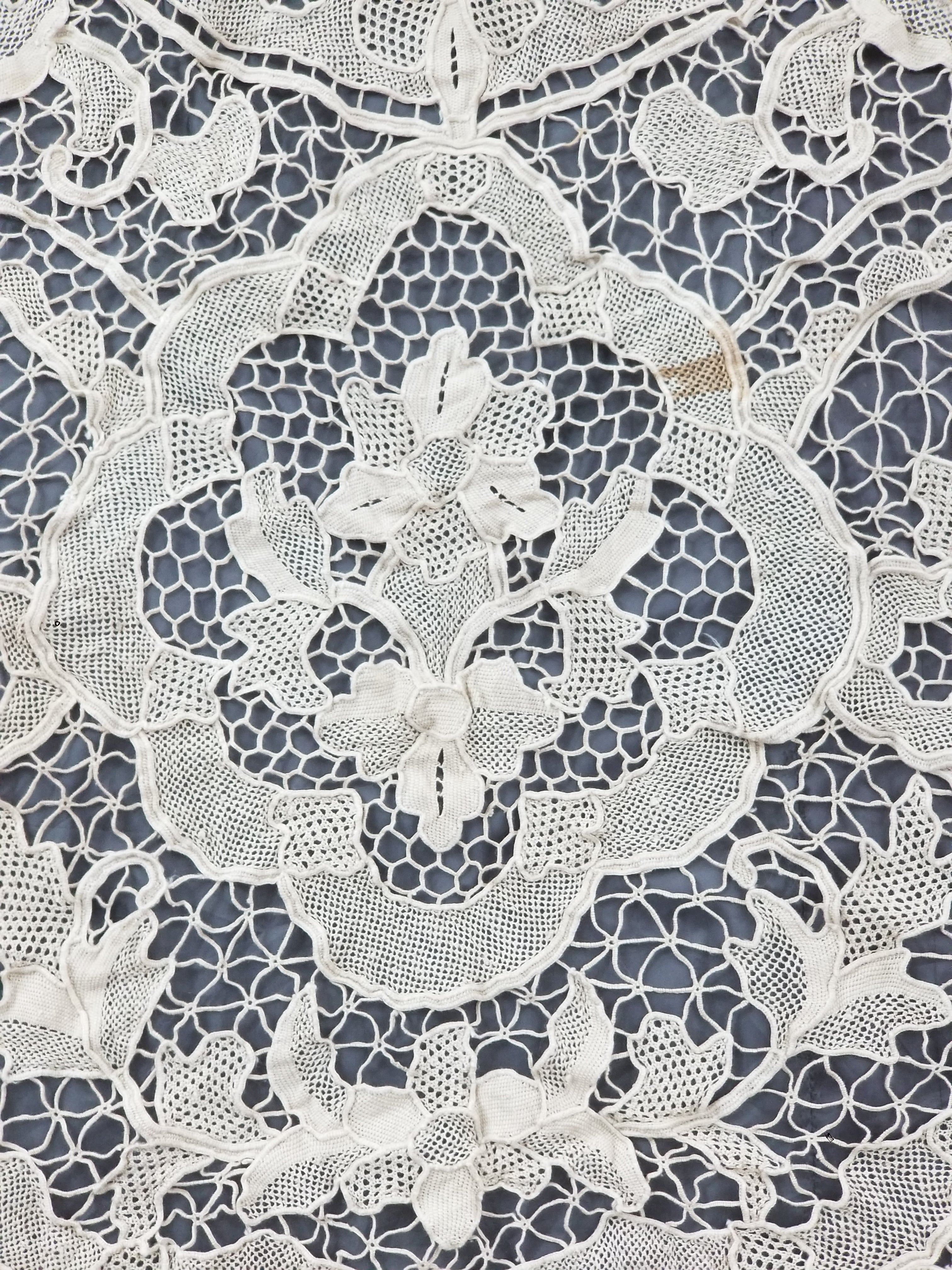 Vintage Italian Point De Venice Needle Lace Tablecloth 240x150cm