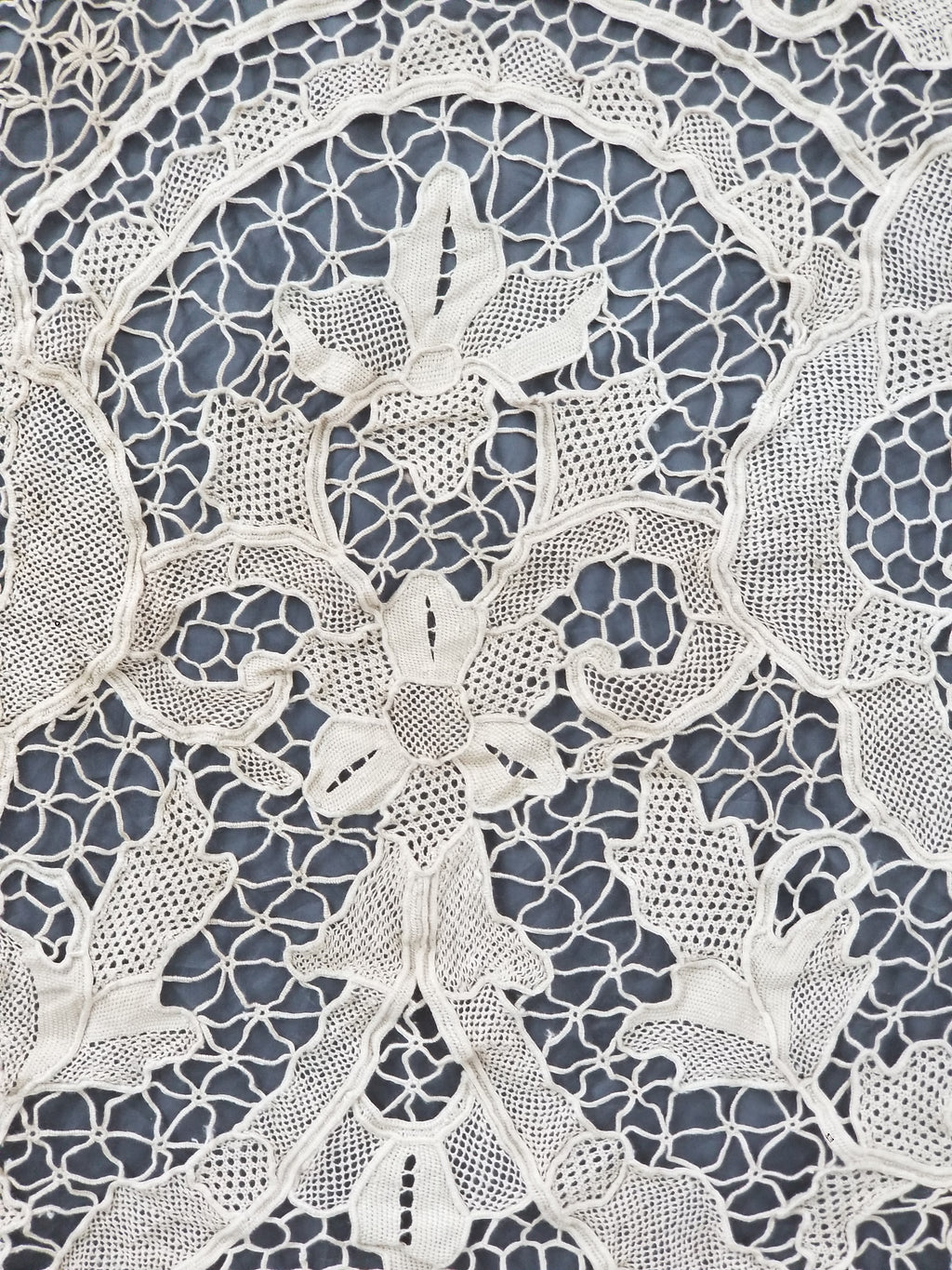 Vintage Italian Point De Venice Needle Lace Tablecloth 240x150cm