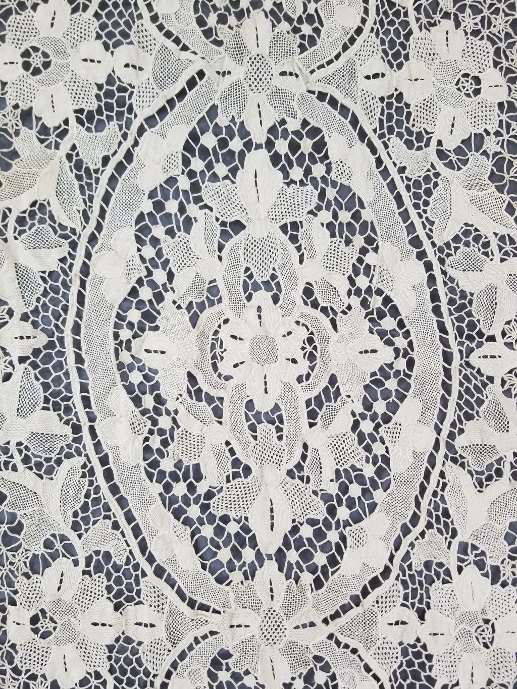 Vintage Italian Point De Venice Needle Lace Tablecloth 240x150cm