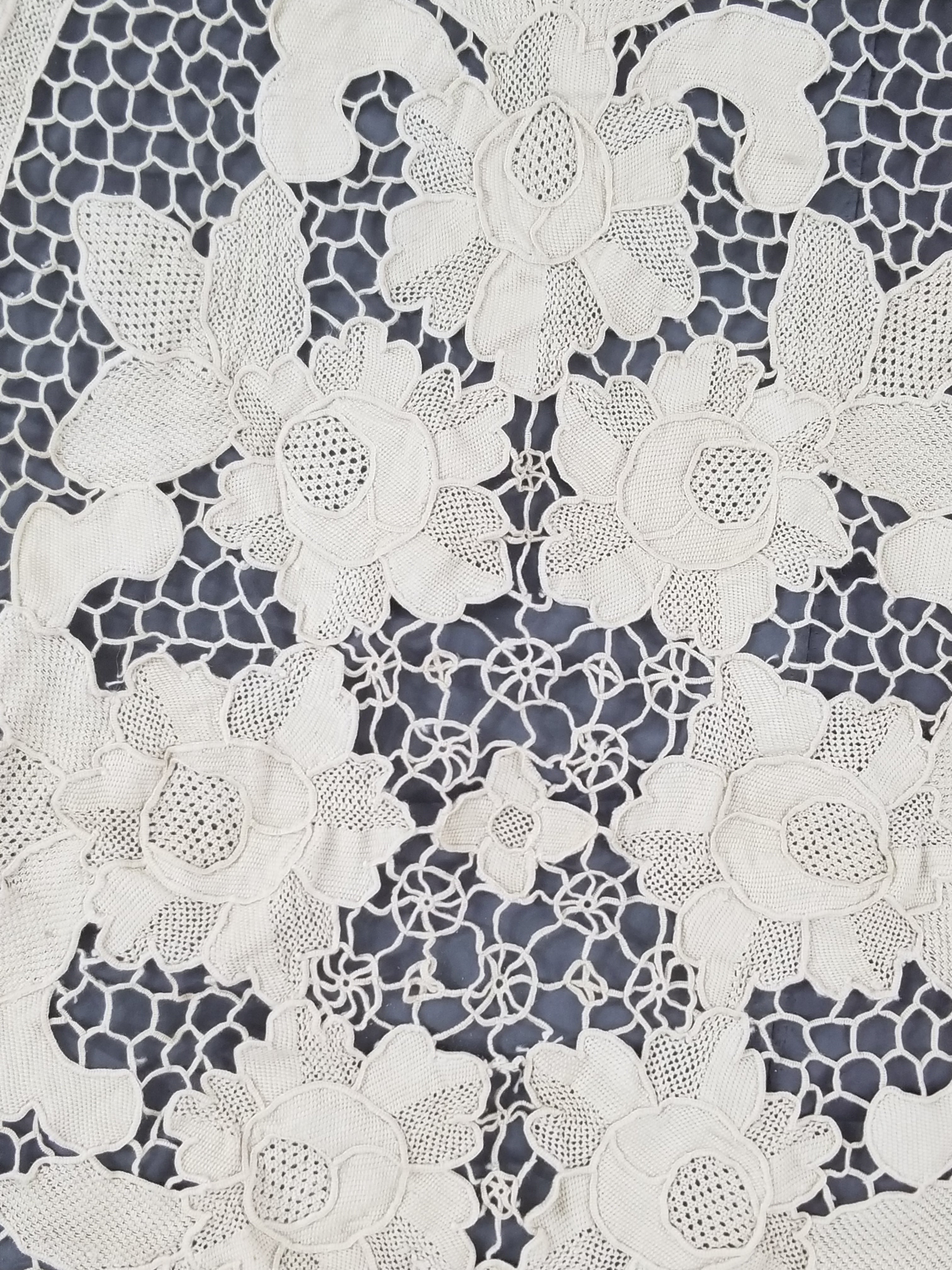 Vintage Italian Point De Venice Needle Lace Tablecloth 130x86cm