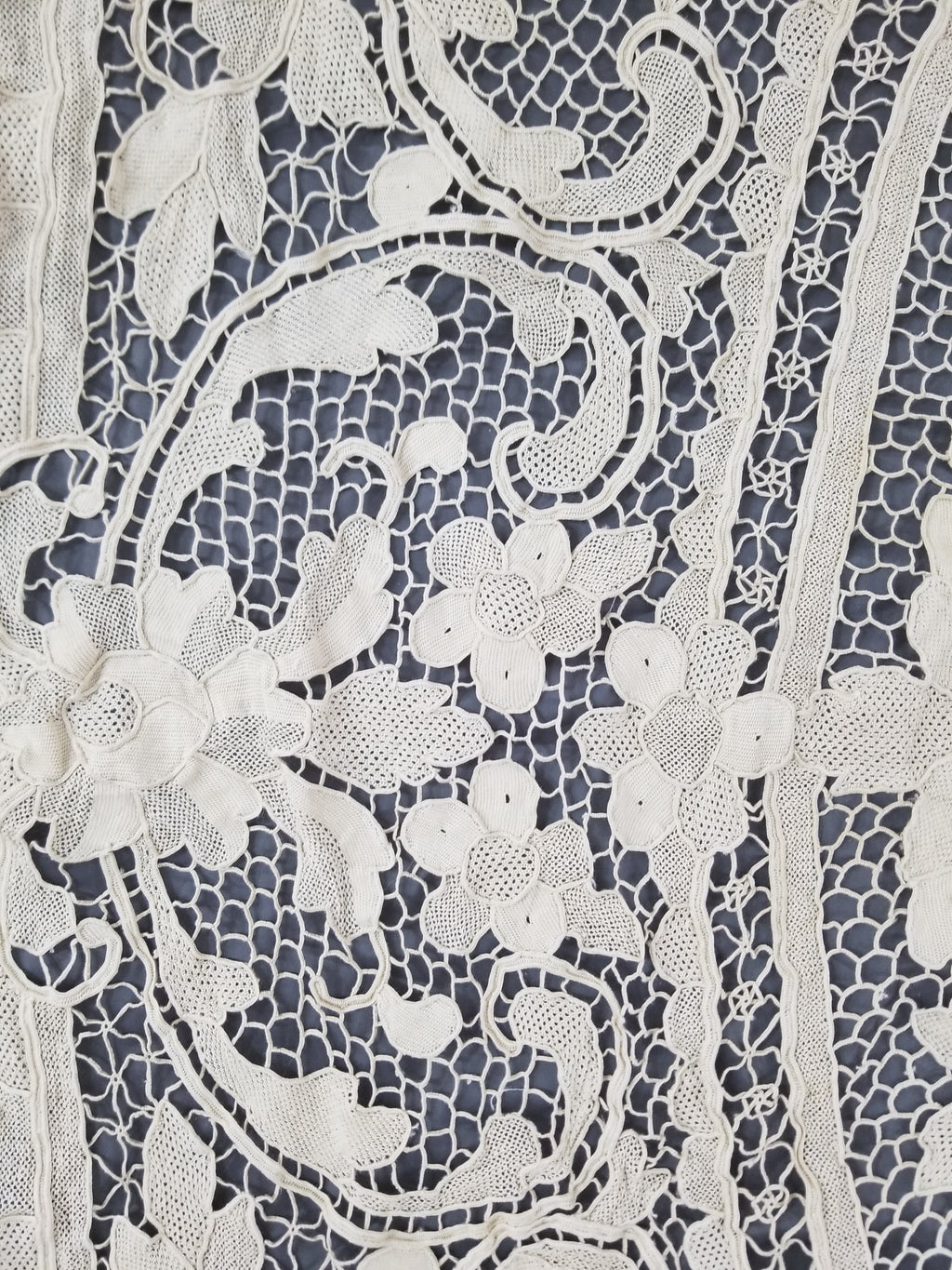 Vintage Italian Point De Venice Needle Lace Tablecloth 130x86cm