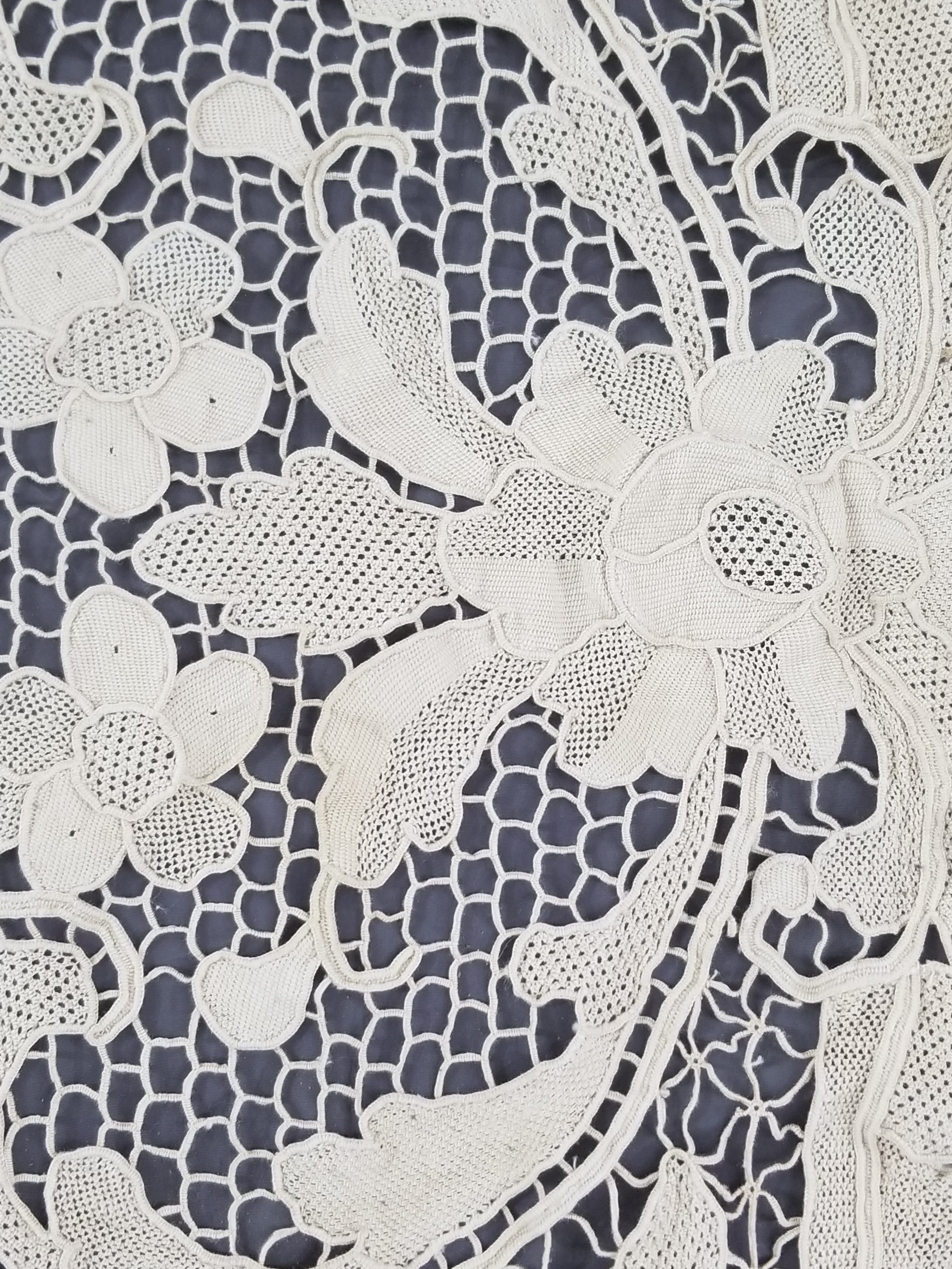Vintage Italian Point De Venice Needle Lace Tablecloth 130x86cm