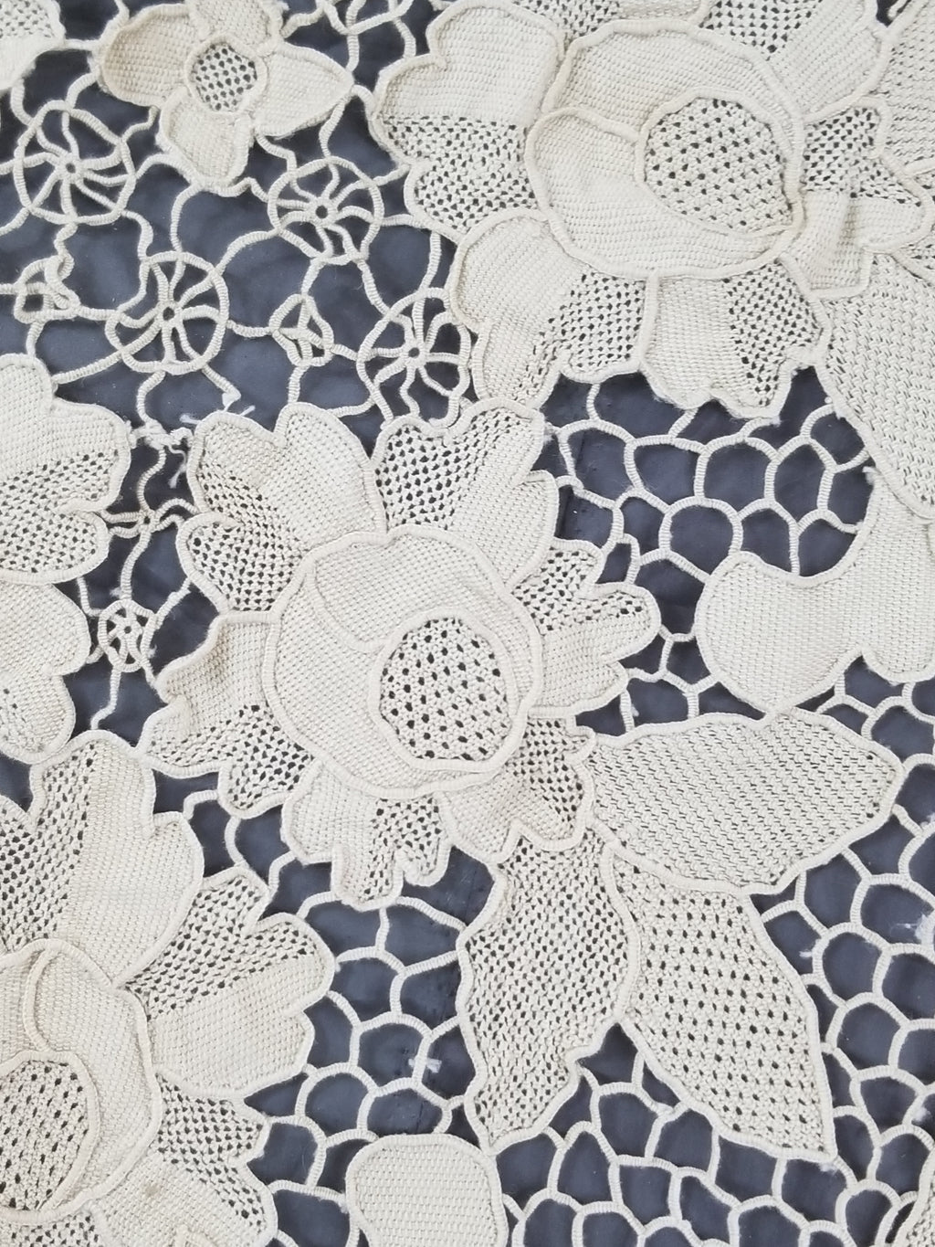 Vintage Italian Point De Venice Needle Lace Tablecloth 130x86cm