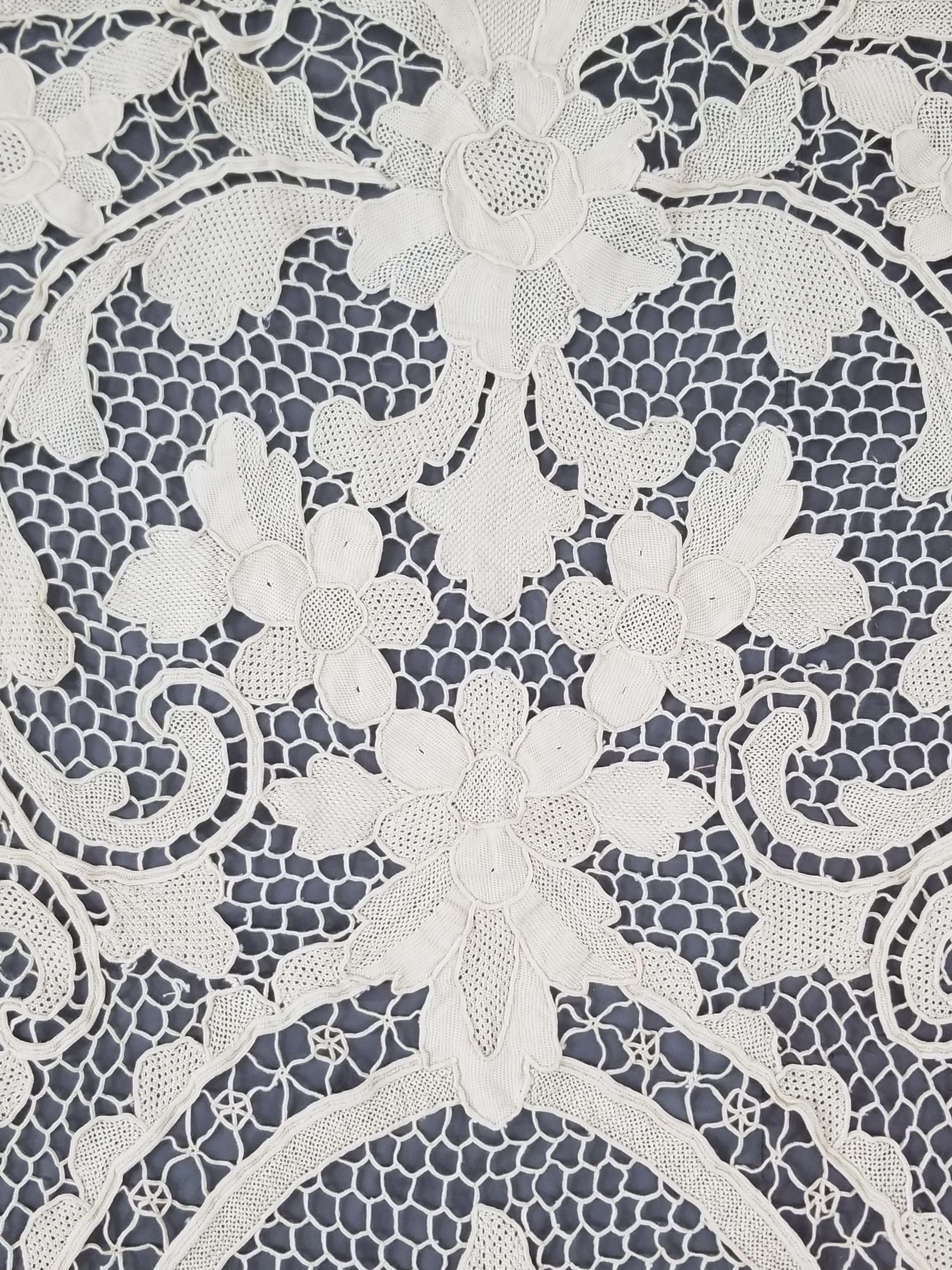 Vintage Italian Point De Venice Needle Lace Tablecloth 130x86cm