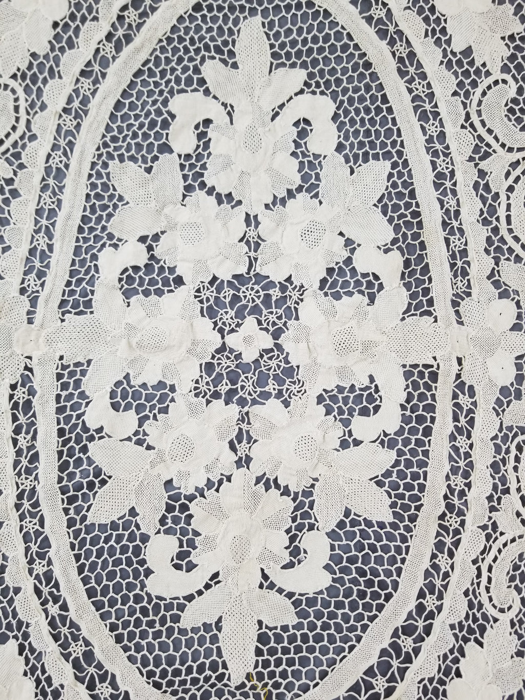 Vintage Italian Point De Venice Needle Lace Tablecloth 130x86cm