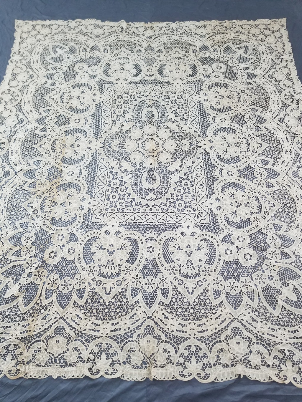 Vintage Italian Point De Venice Needle Lace Tablecloth 265x210cm