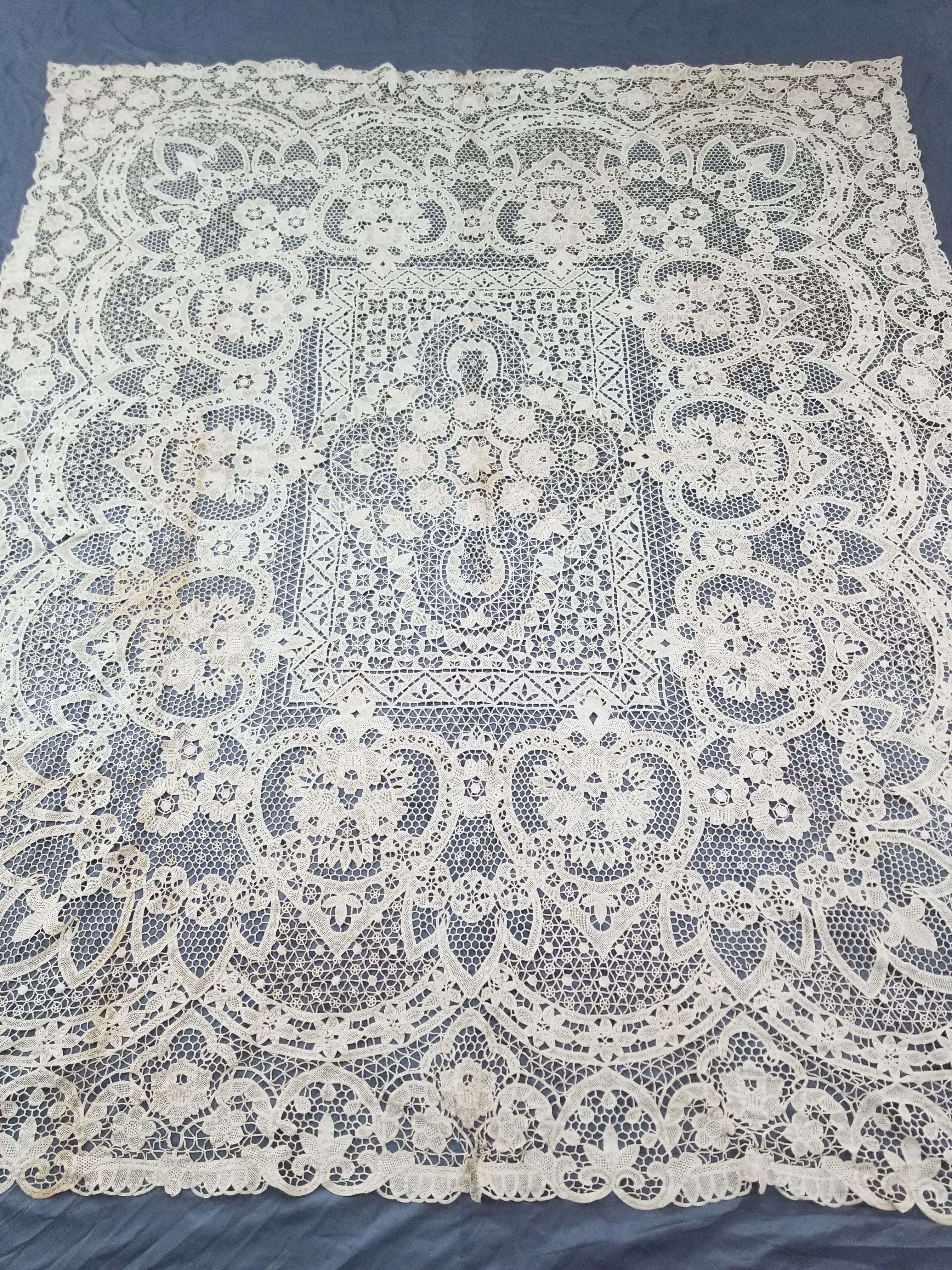 Vintage Italian Point De Venice Needle Lace Tablecloth 265x210cm