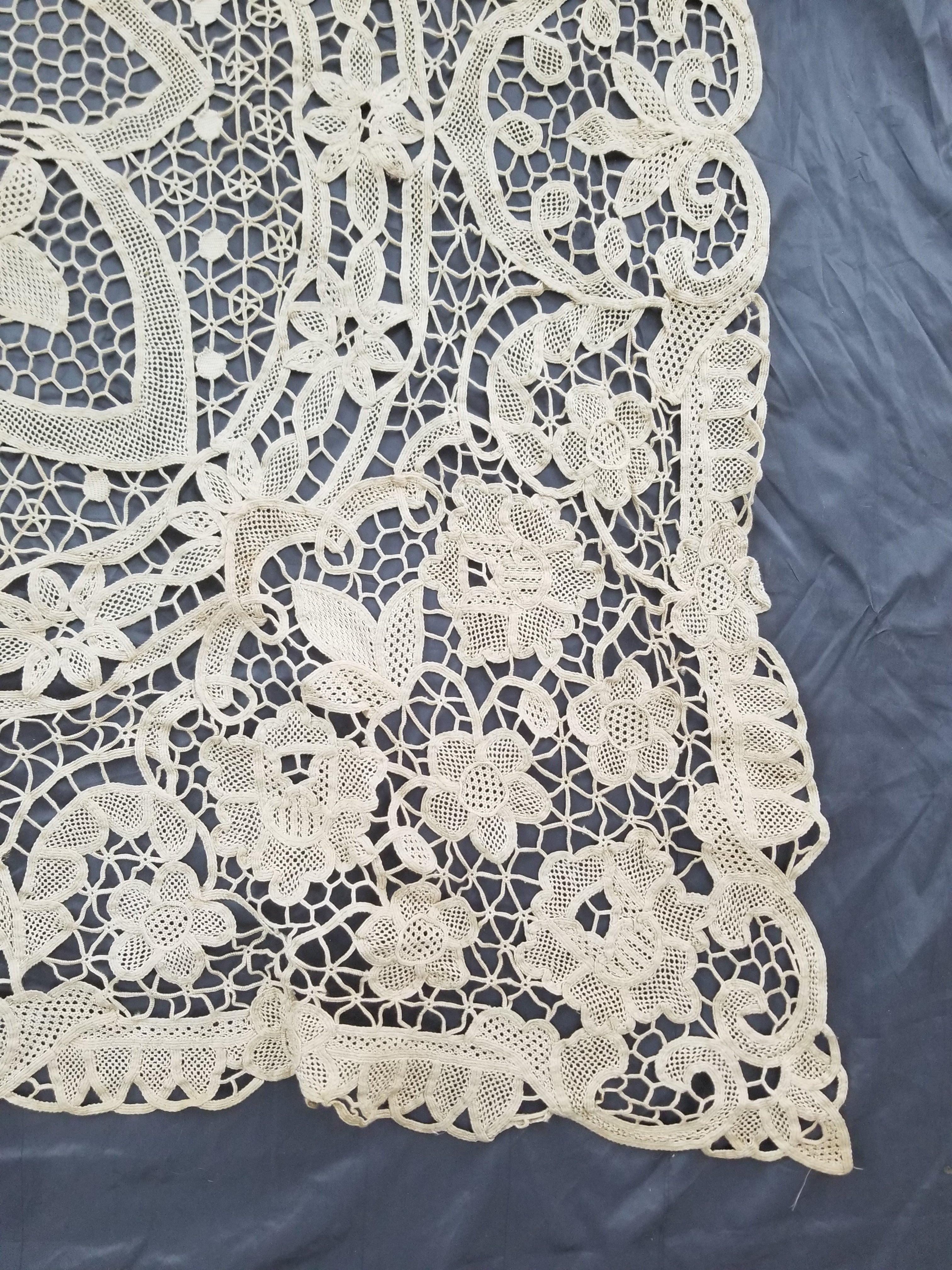 Vintage Italian Point De Venice Needle Lace Tablecloth 265x210cm