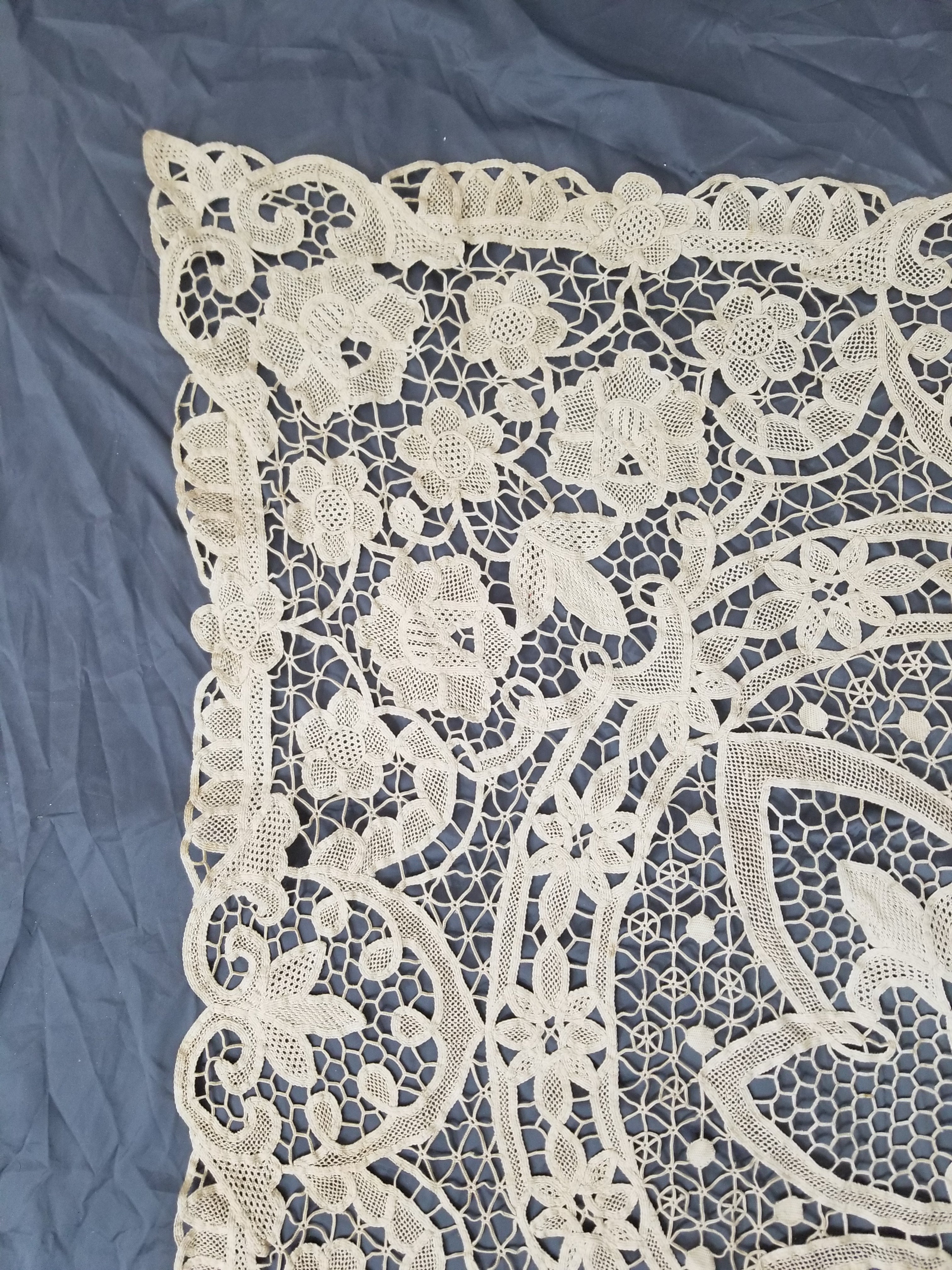 Vintage Italian Point De Venice Needle Lace Tablecloth 265x210cm
