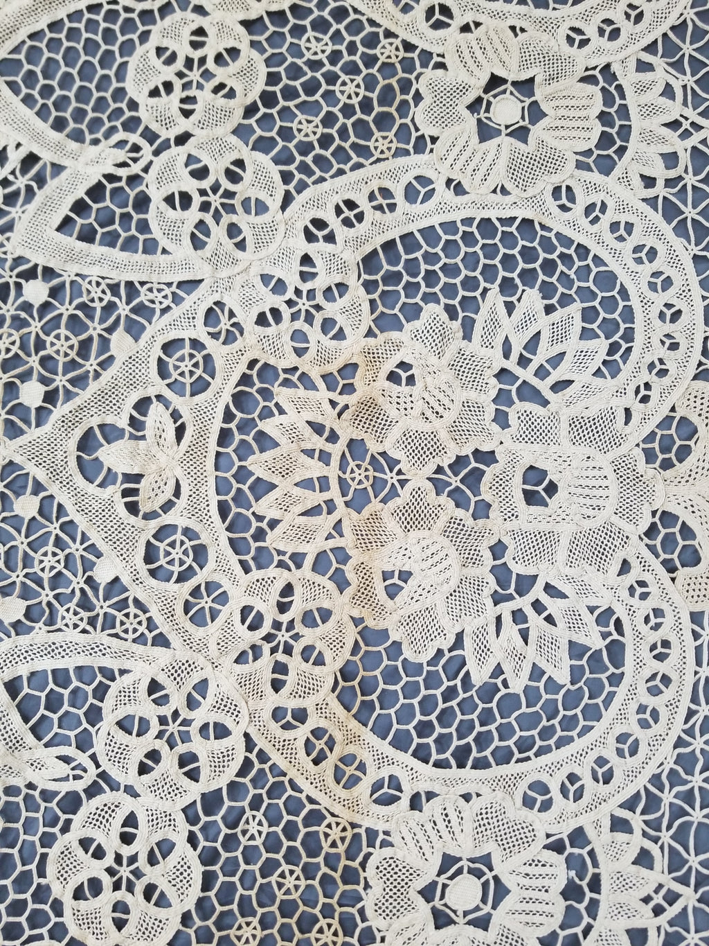Vintage Italian Point De Venice Needle Lace Tablecloth 265x210cm