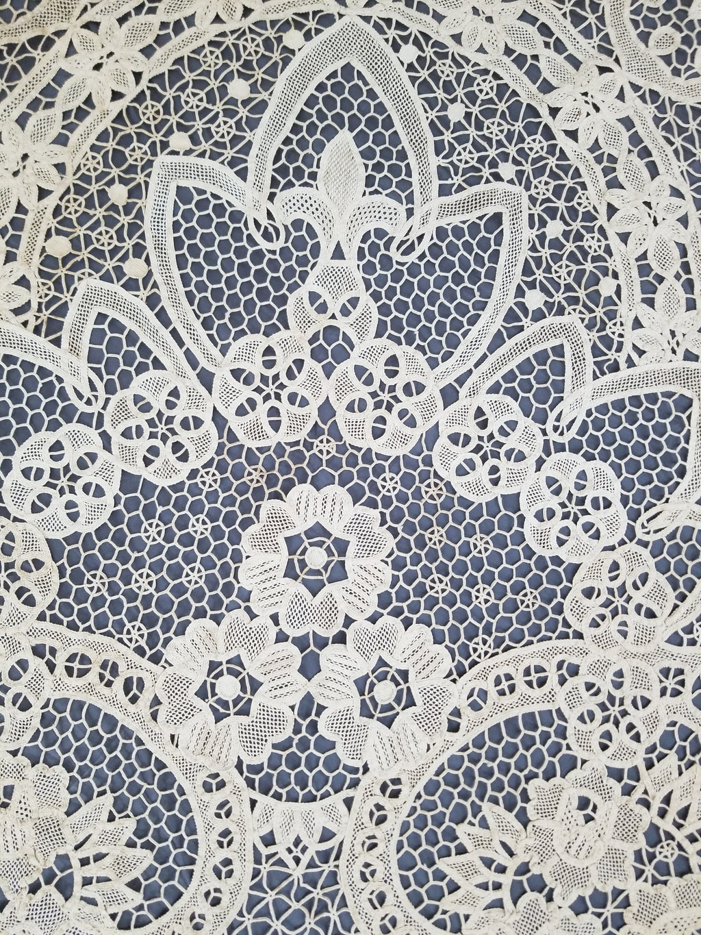 Vintage Italian Point De Venice Needle Lace Tablecloth 265x210cm