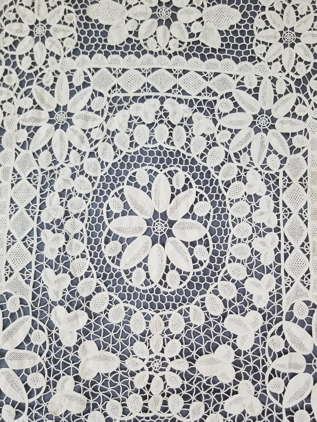 Vintage Italian Point De Venice Needle Lace Tablecloth 200x160cm