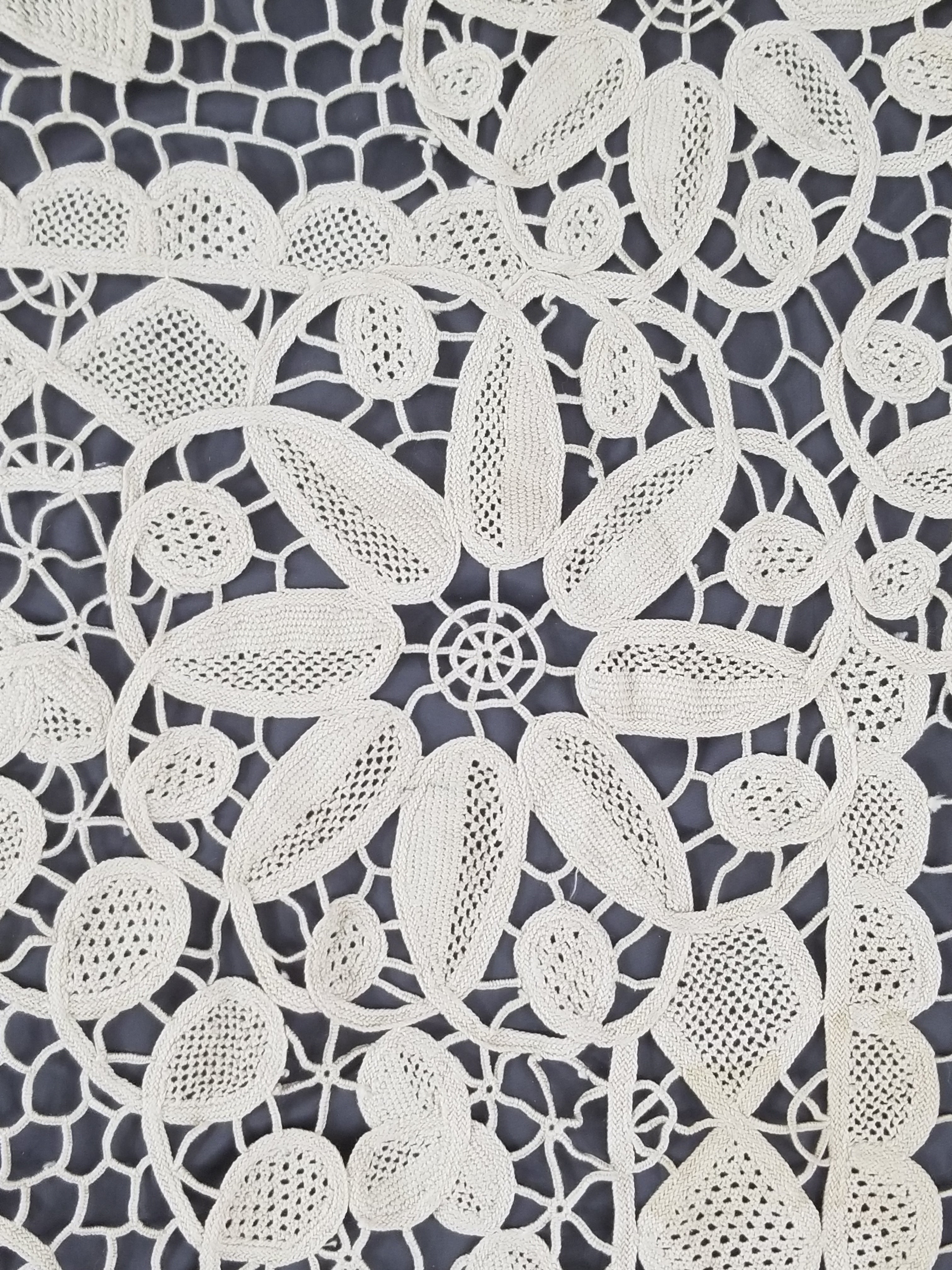 Vintage Italian Point De Venice Needle Lace Tablecloth 200x160cm