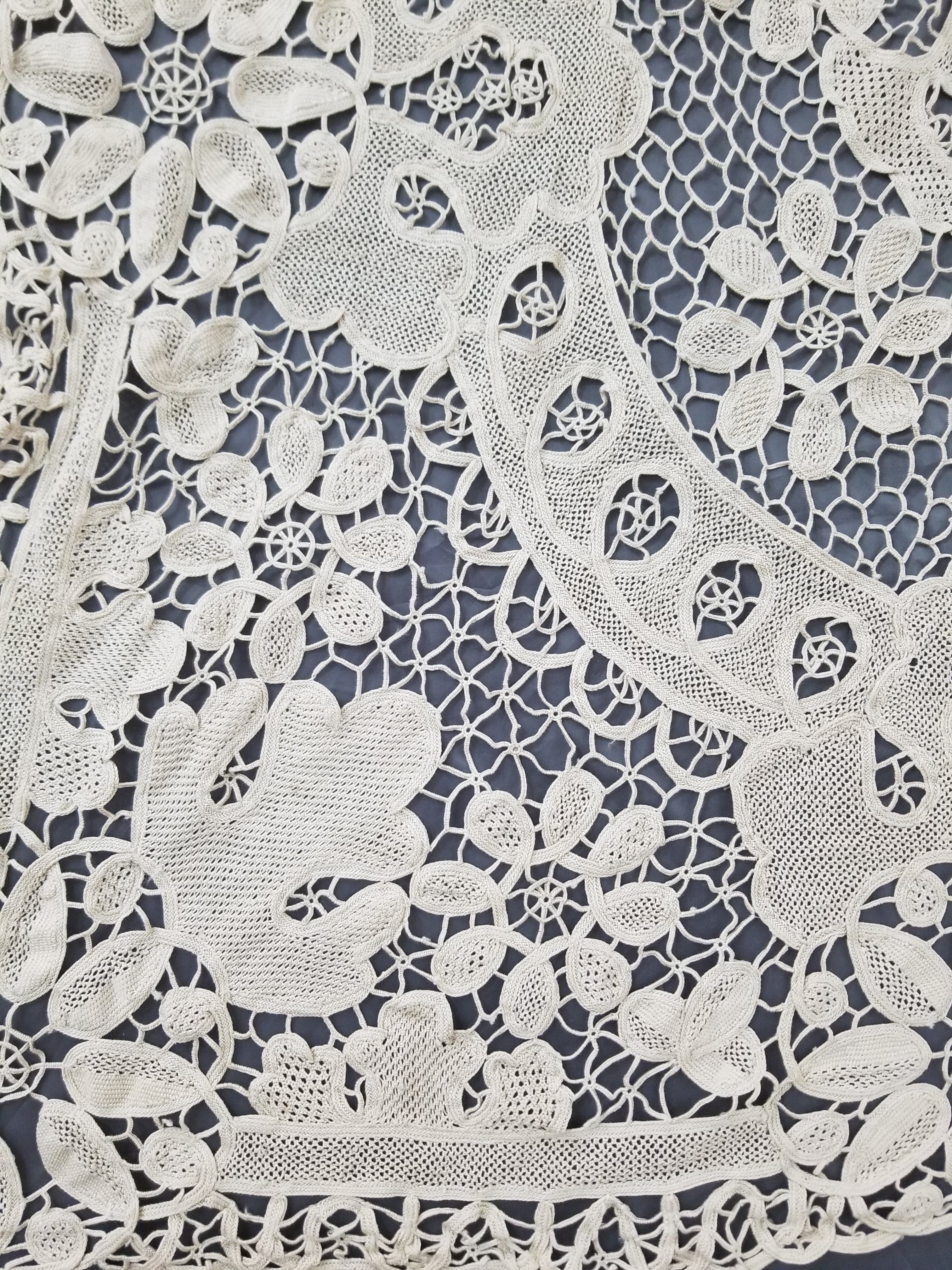Vintage Italian Point De Venice Needle Lace Tablecloth 200x160cm