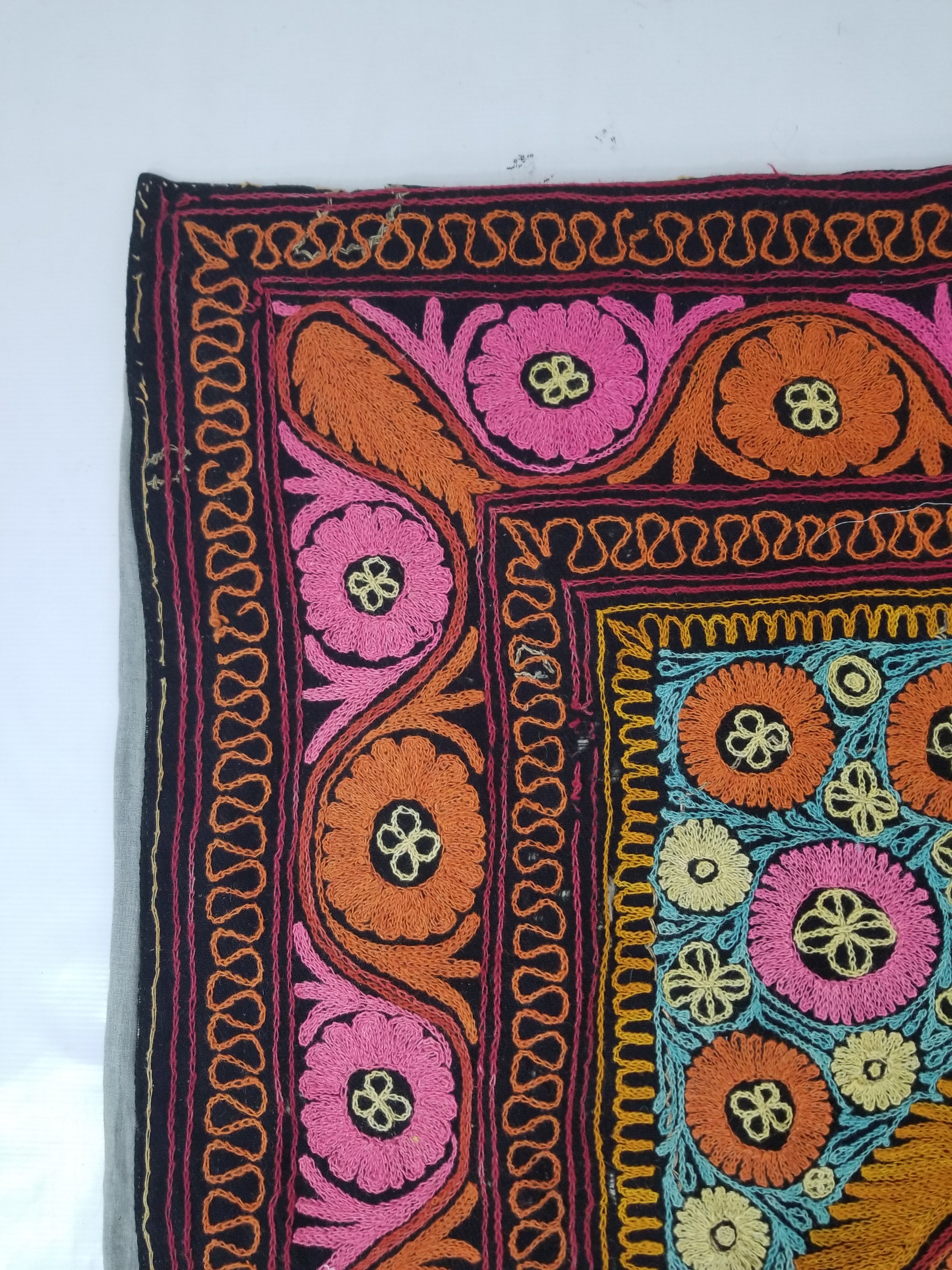 Vintage Kashmiri Fine Chain Stitch Embroidered Mandala Design Textile 260x170cm