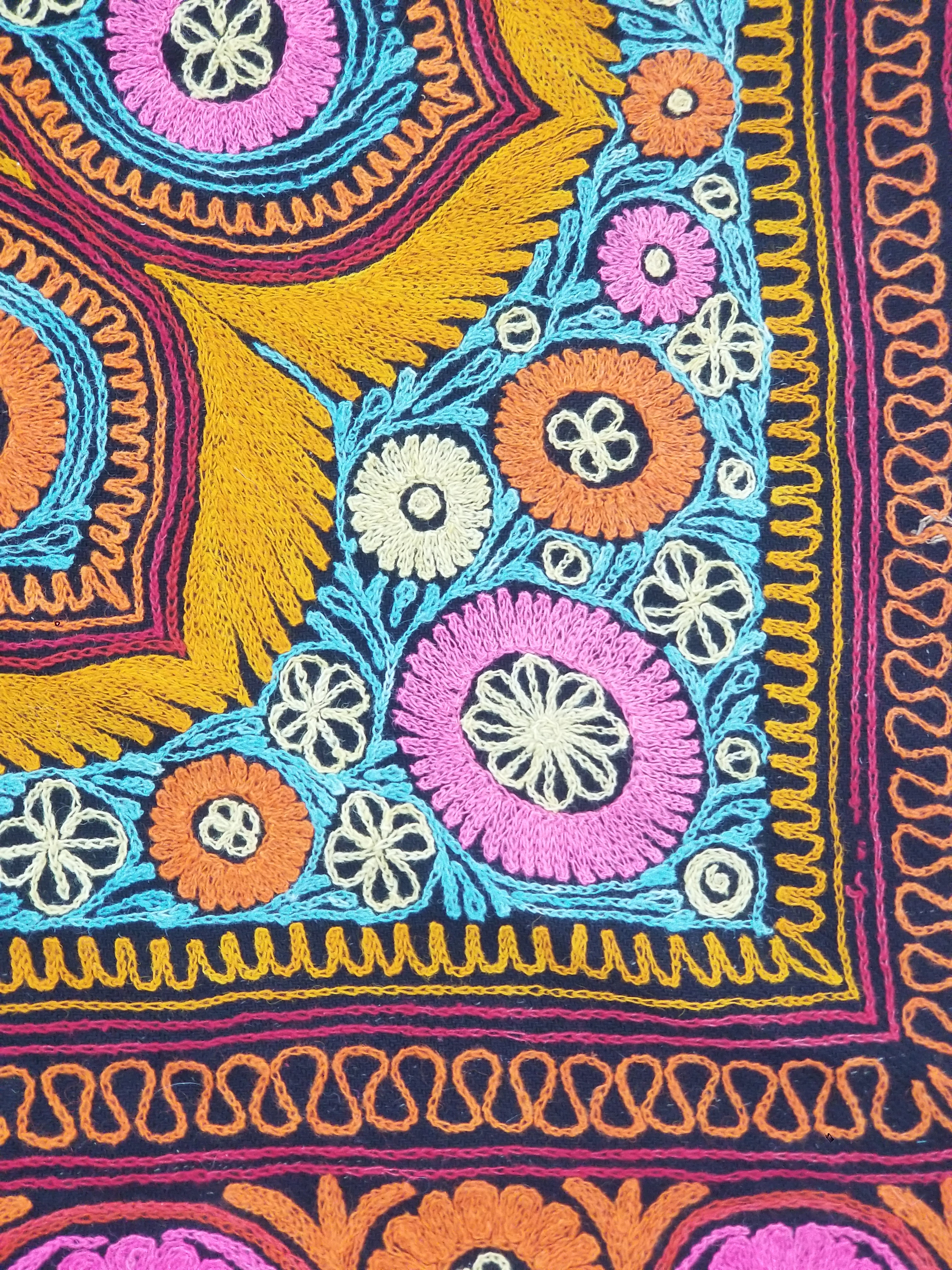 Vintage Kashmiri Fine Chain Stitch Embroidered Mandala Design Textile 260x170cm