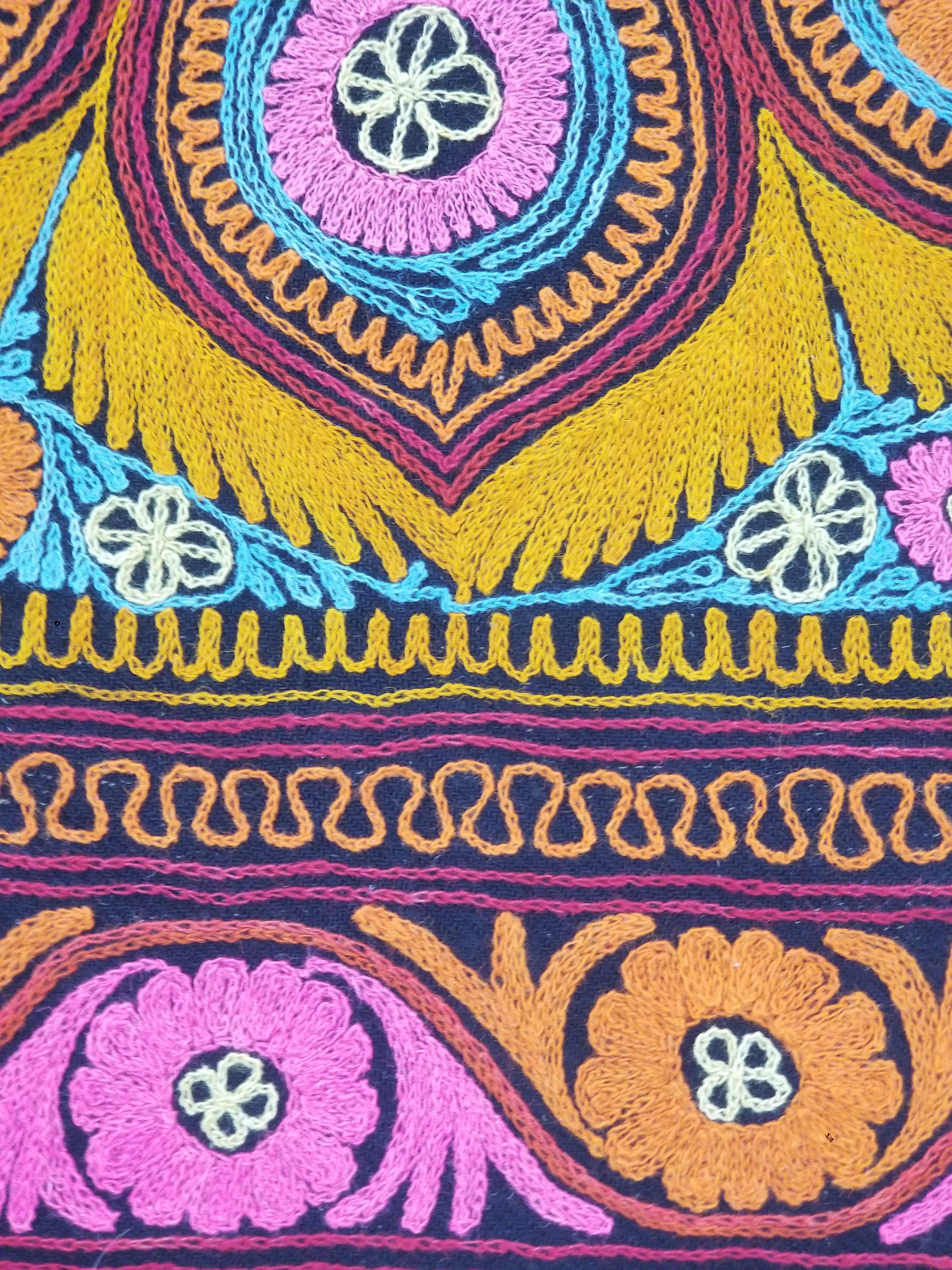 Vintage Kashmiri Fine Chain Stitch Embroidered Mandala Design Textile 260x170cm